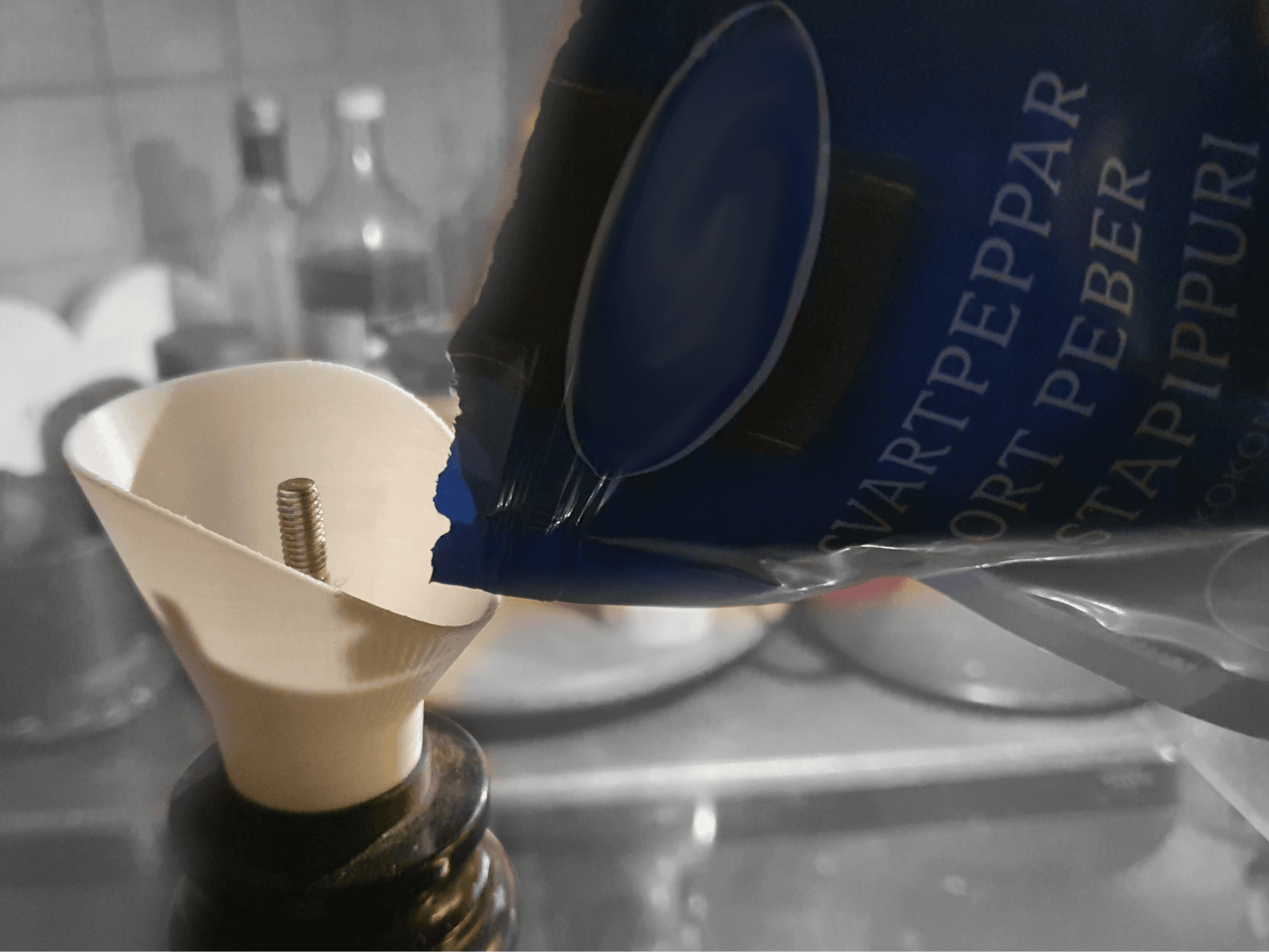 Refill funnel for Peugot Paris pepper mill