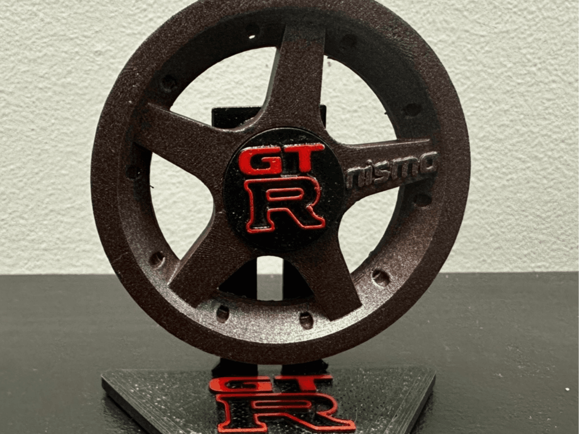 Spinning GTR stand