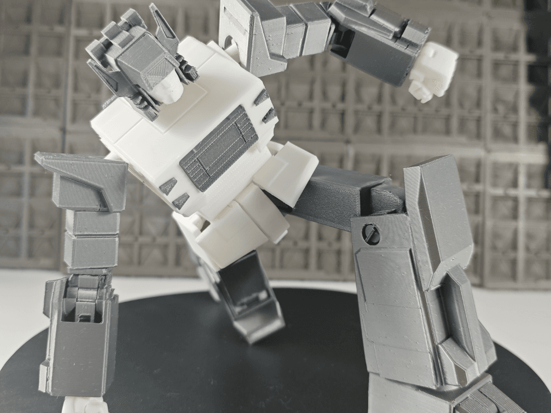 变形金刚头领战士福特Fortress Maximus可动模型