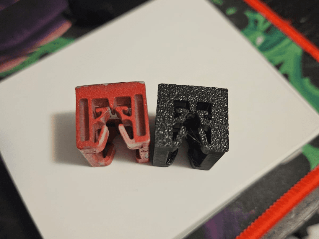 Toyota MR2 Taillight clip