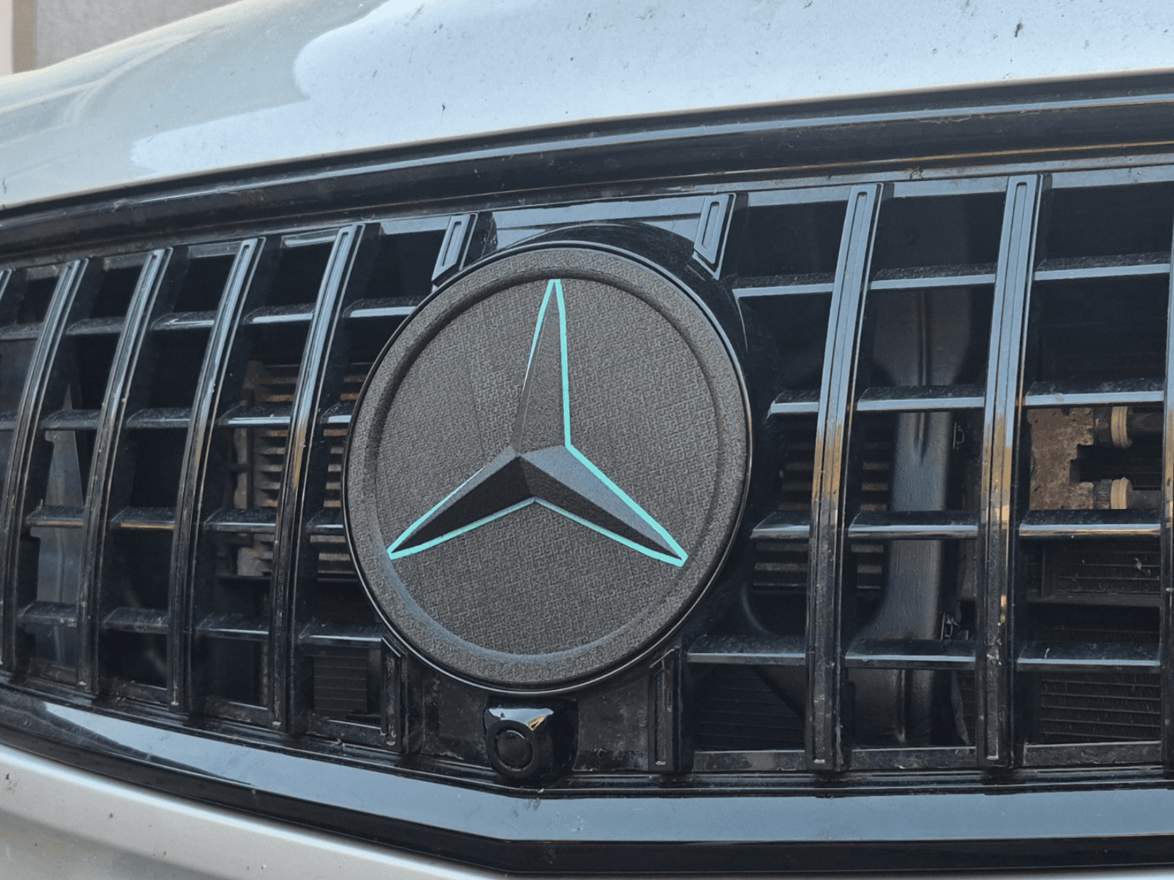 Mercedes W447 Kühlergrill Stern