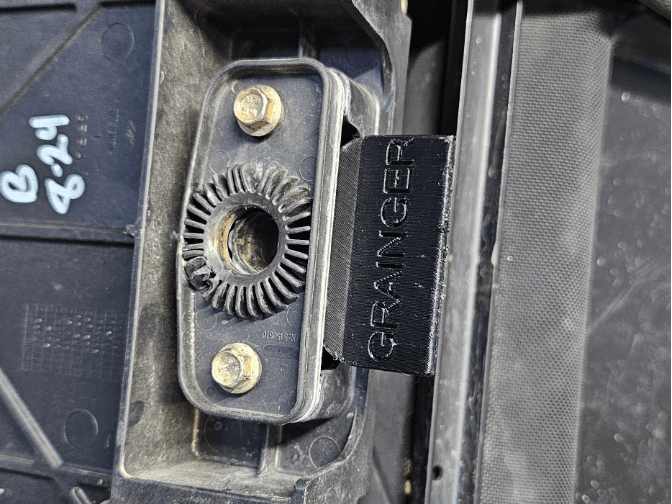 Polaris General Seat Latch