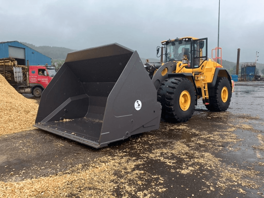 Volvo bulk bucket loader