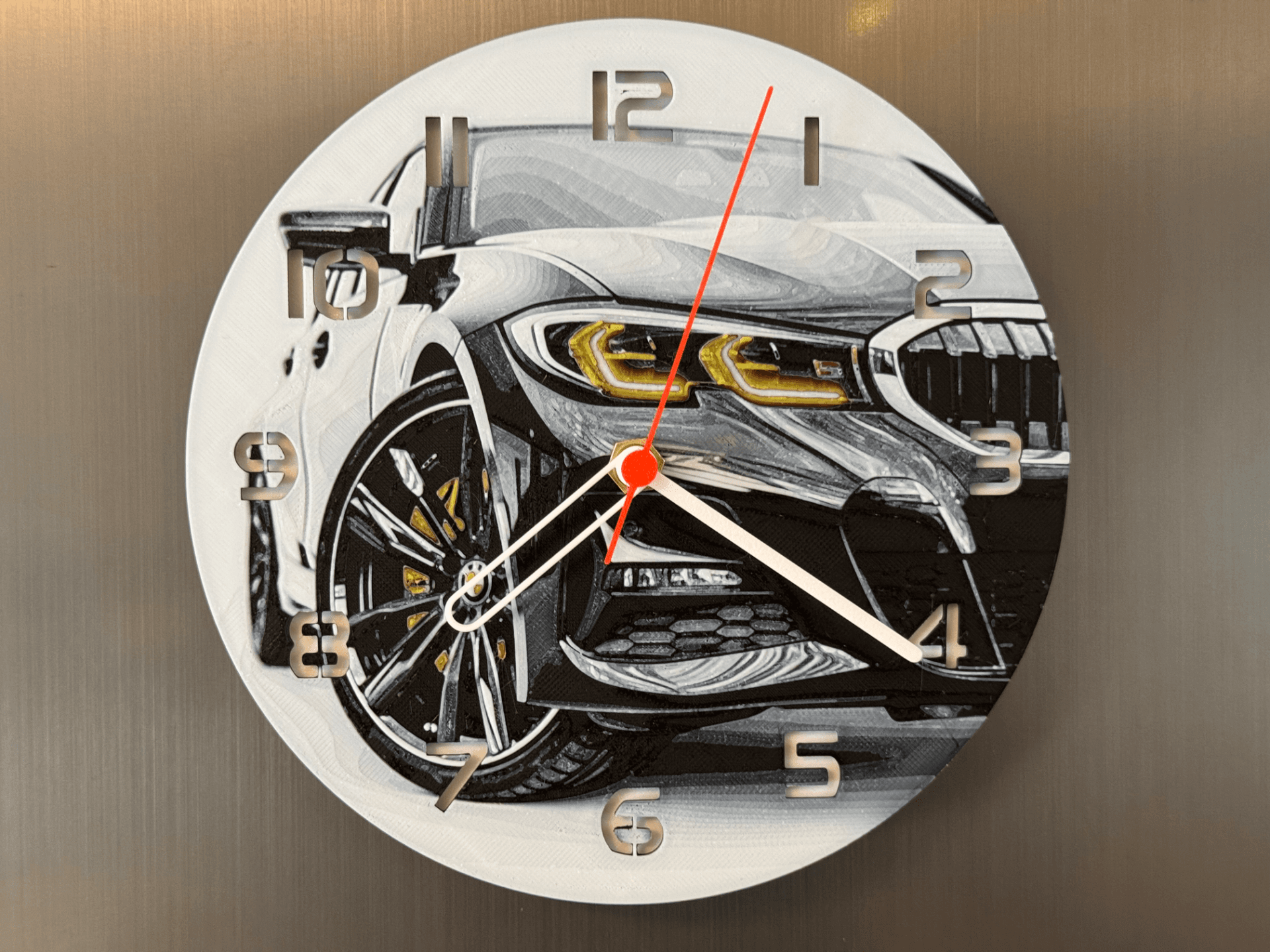 Wall / Desk Clock 3er BMW 2019 HueForge