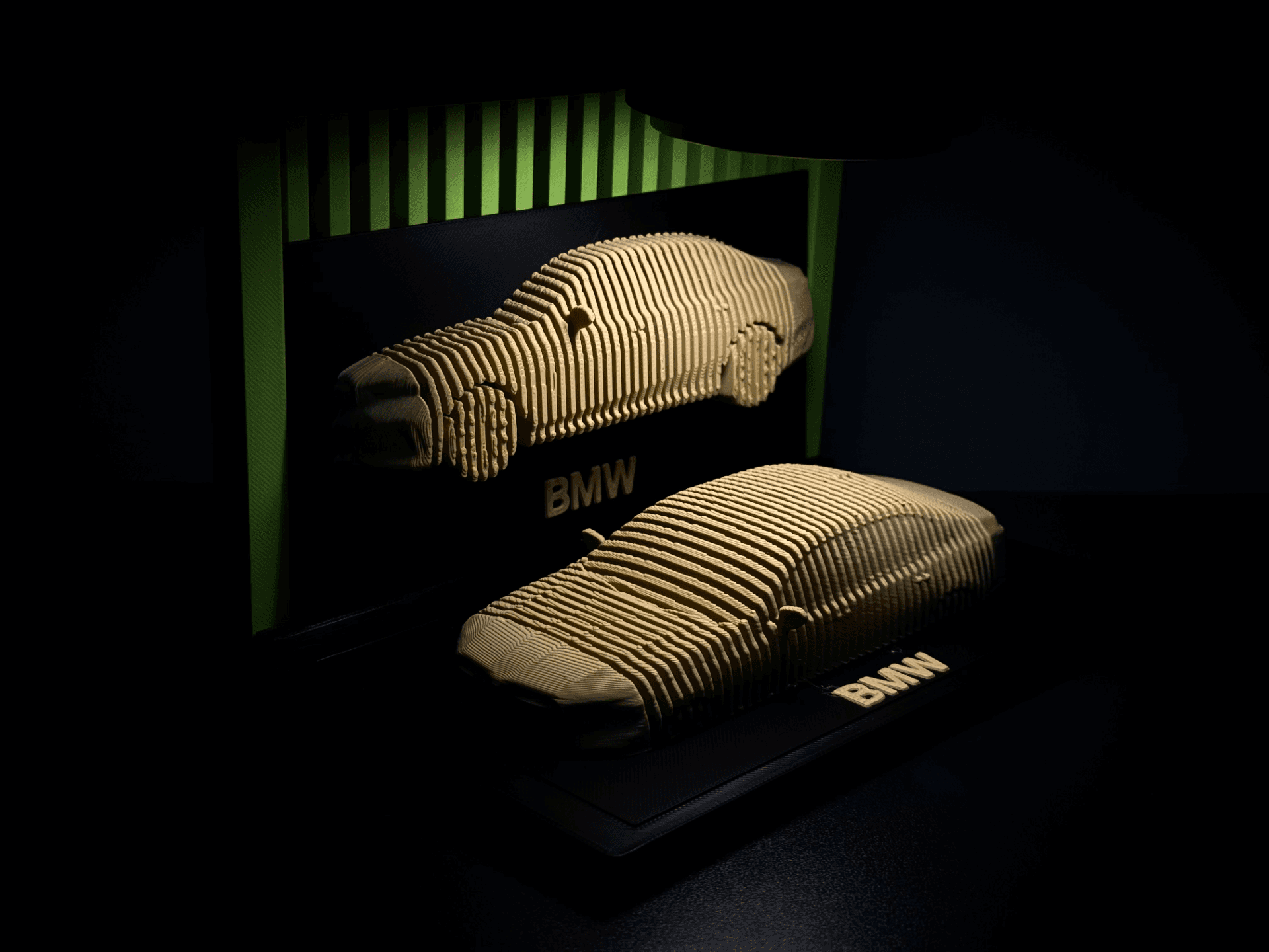 BMW i5 M60 - Layered Car Display Model!