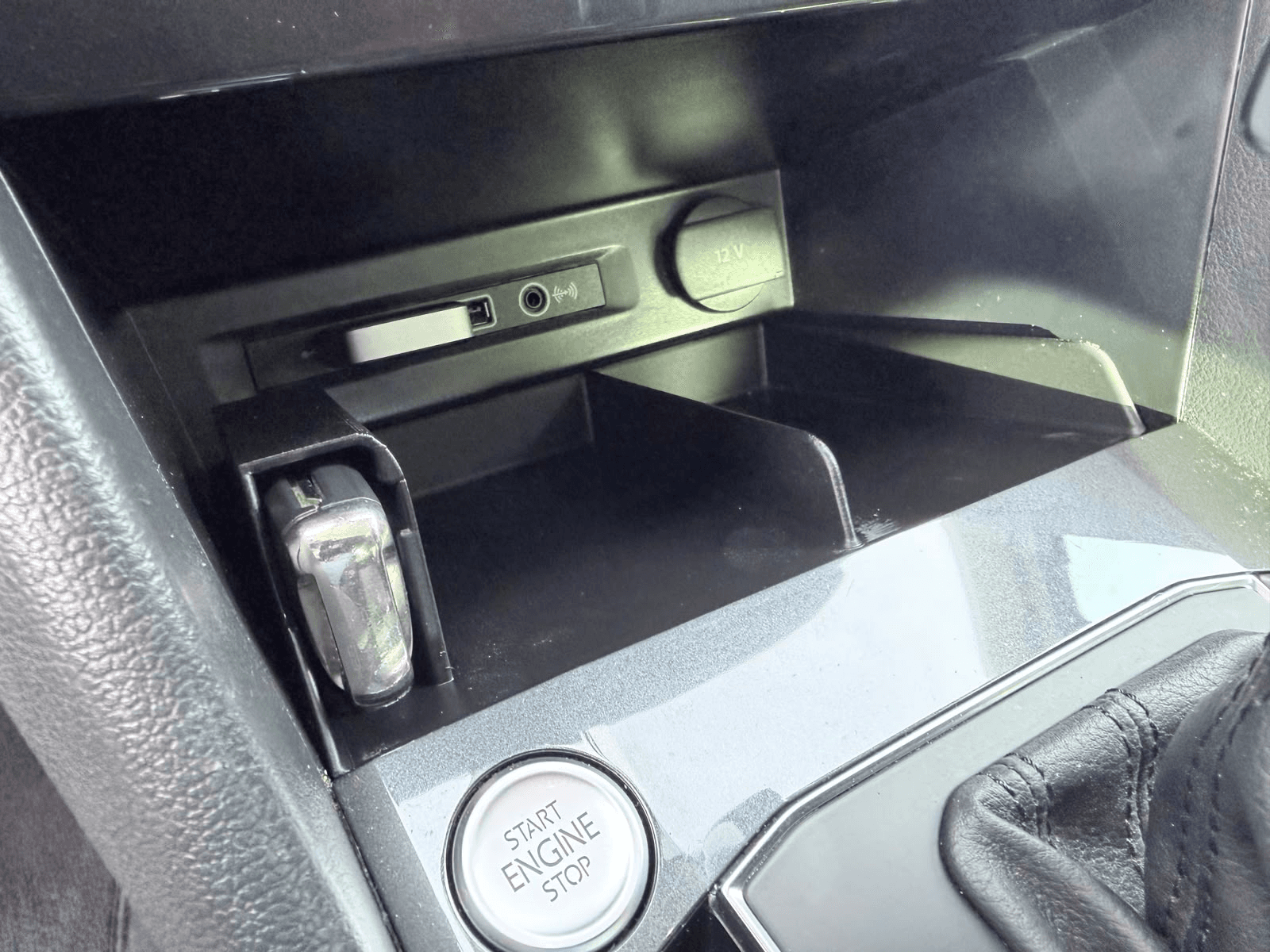 Ablage Mittelkonsole VW Tiguan 2 5N / AD1 2018