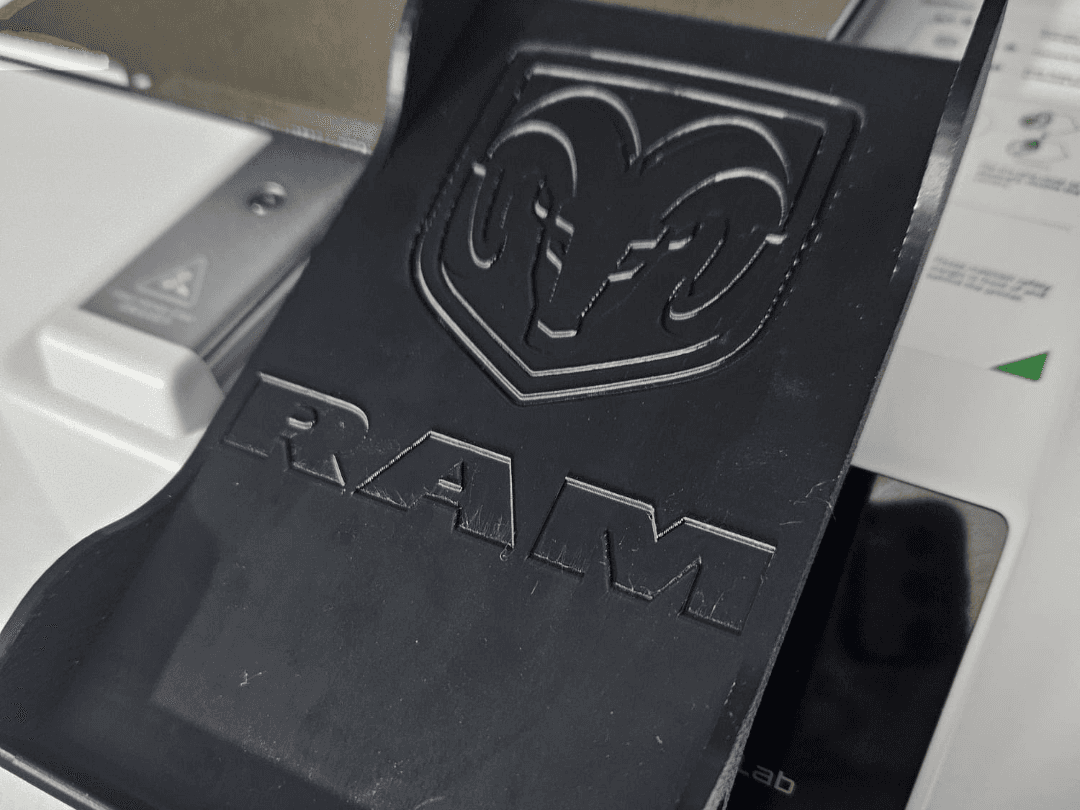 Phone stand 2 Dodge RAM