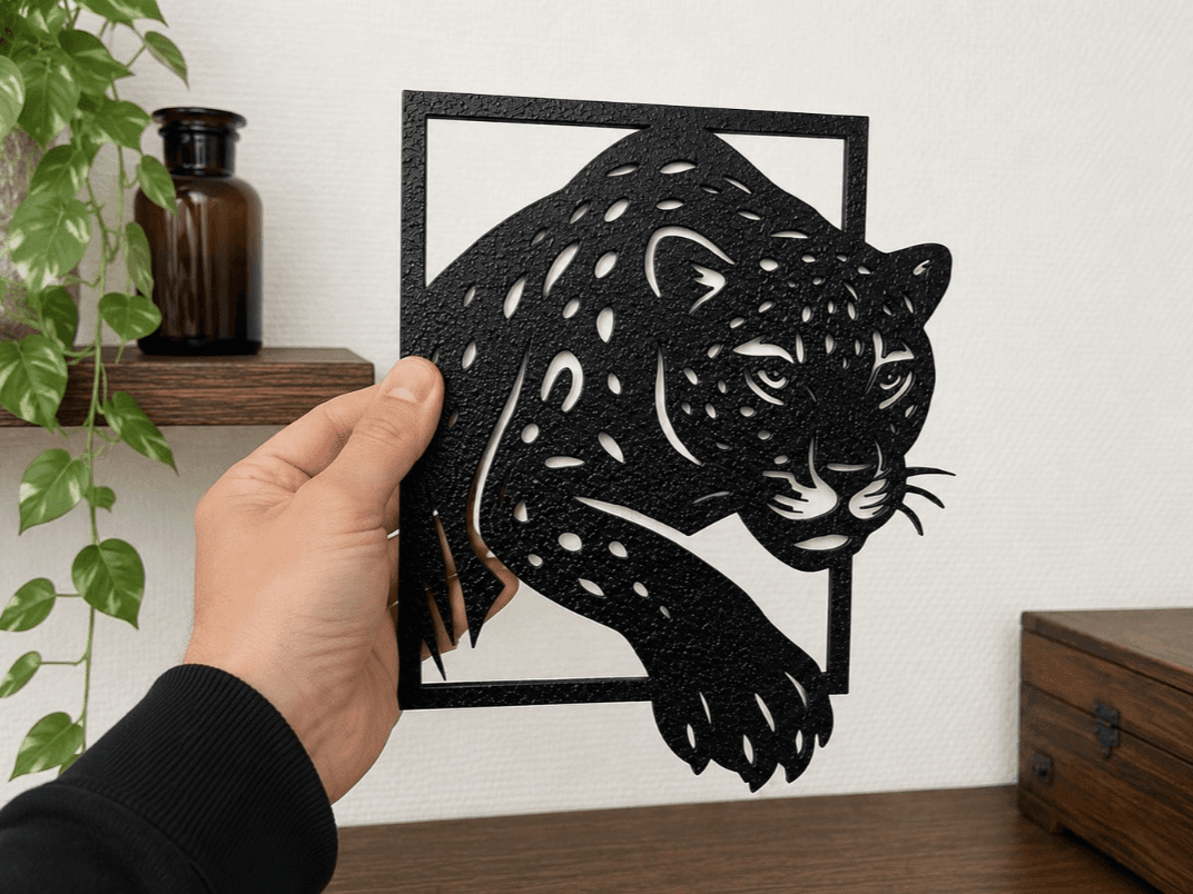 3D Leopard Leaping Out of the Frame