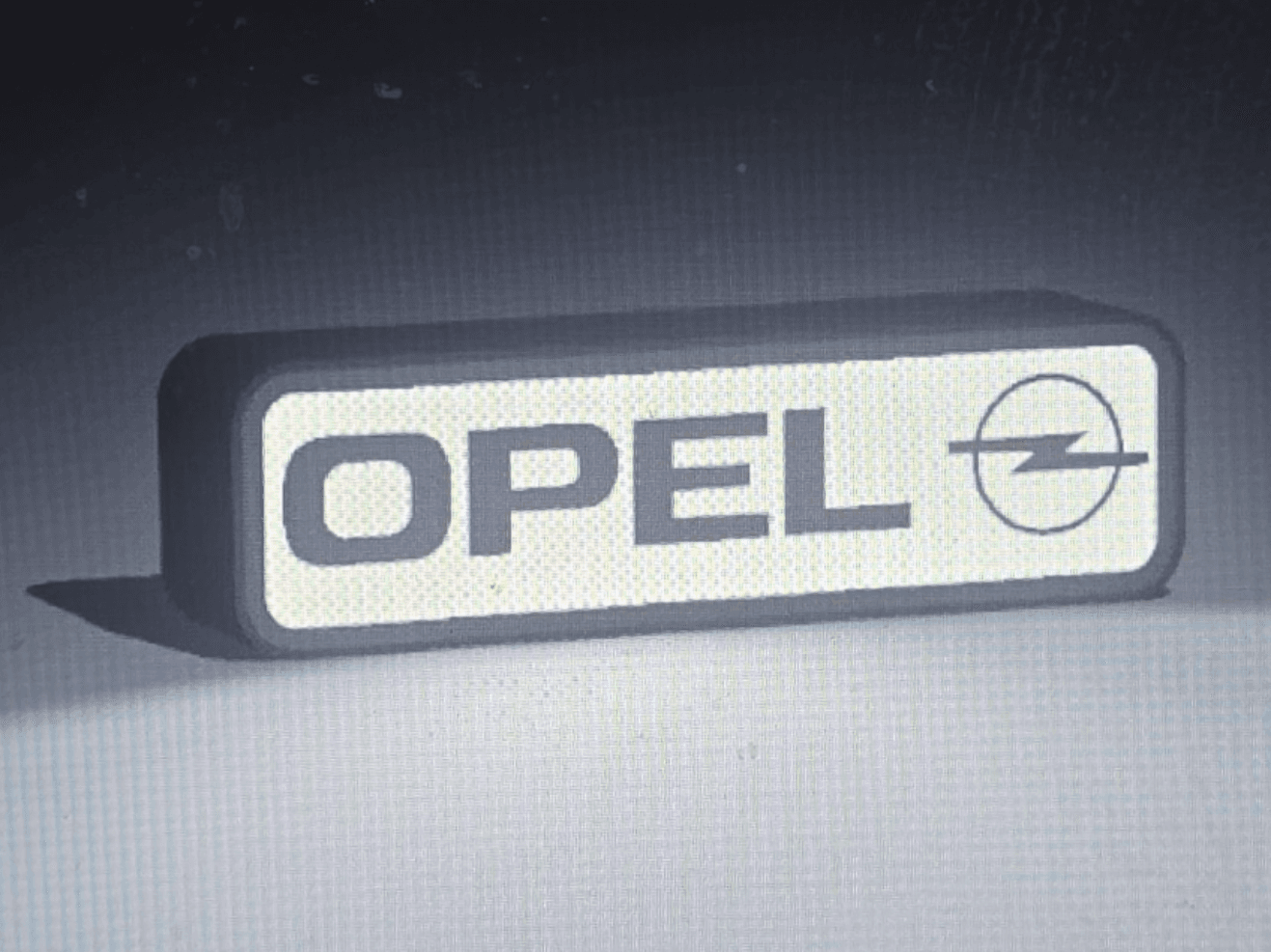 Lichtbox Opel+Logo