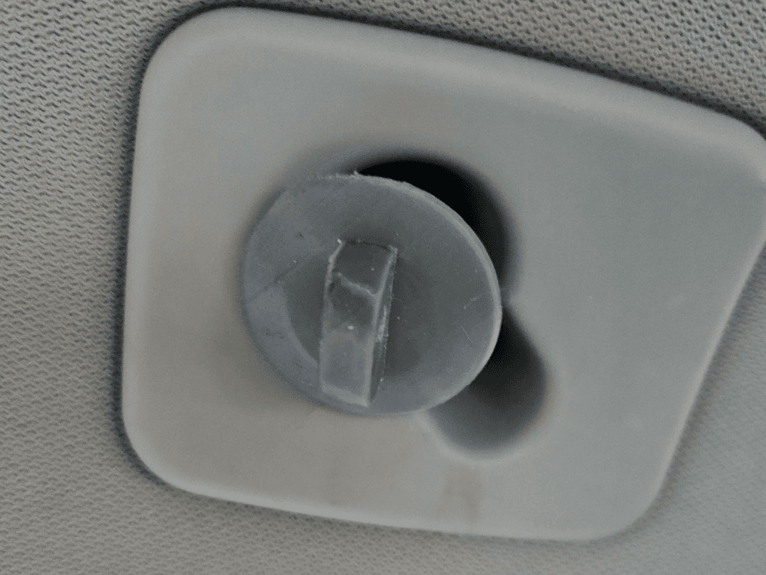 ford dog net fastner