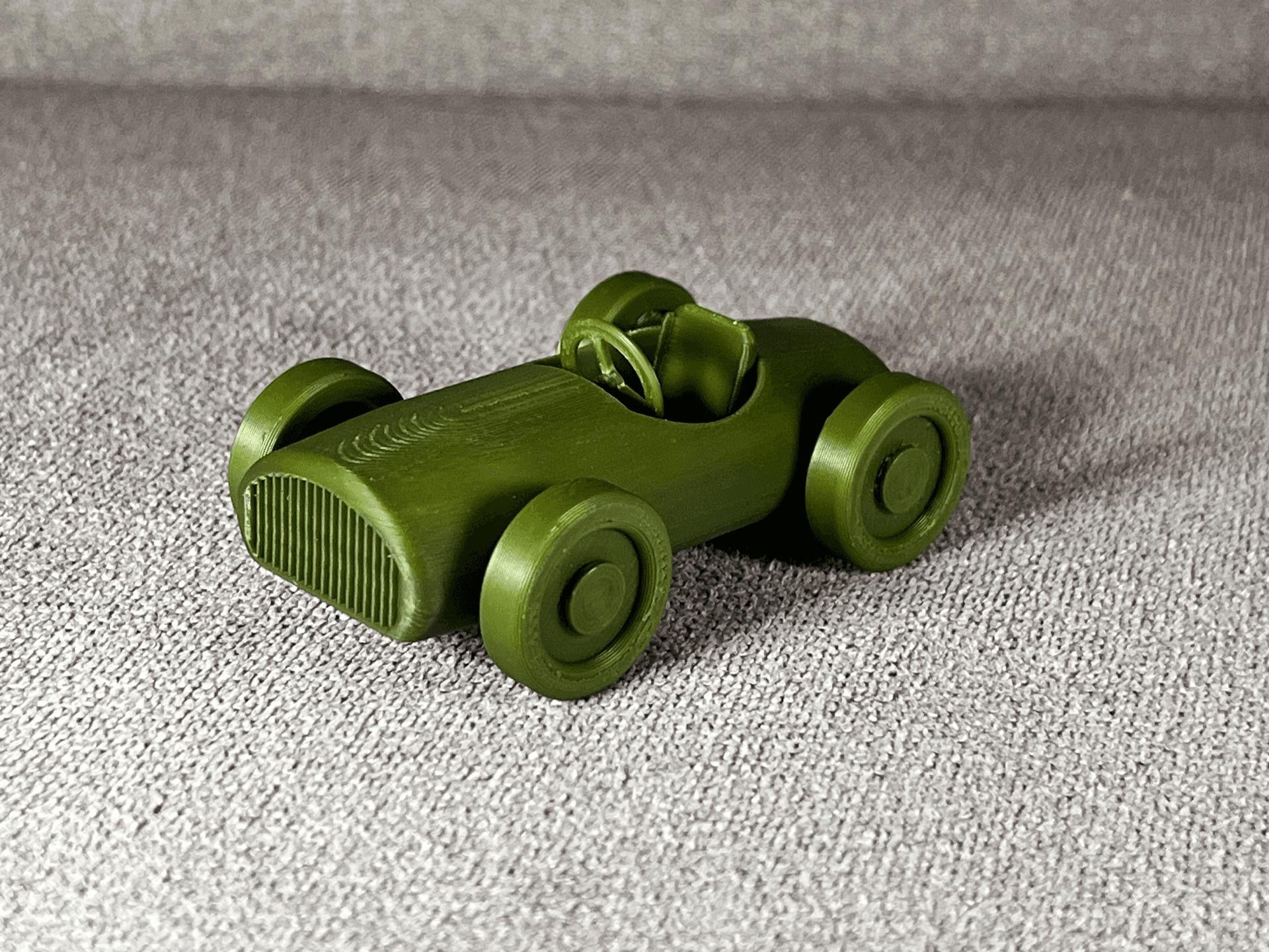 Minimalist Vintage Racecar (Functional Toy)