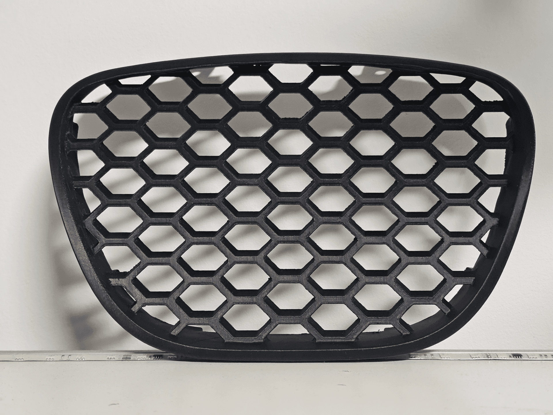 SEAT Ibiza/Cordoba 6L Honeycomb front center grill
