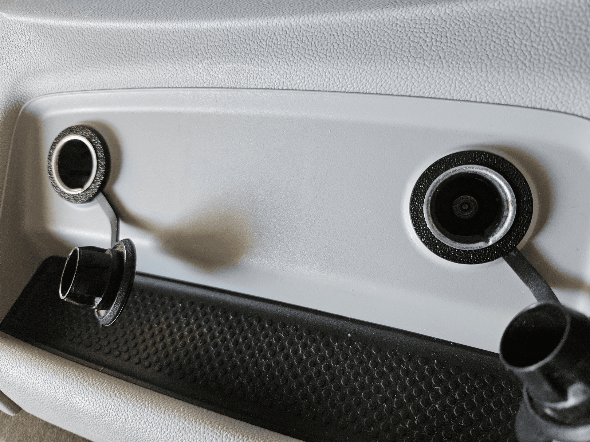 Dodge\Chrysler\Jeep 12 Volt Outlet Repair