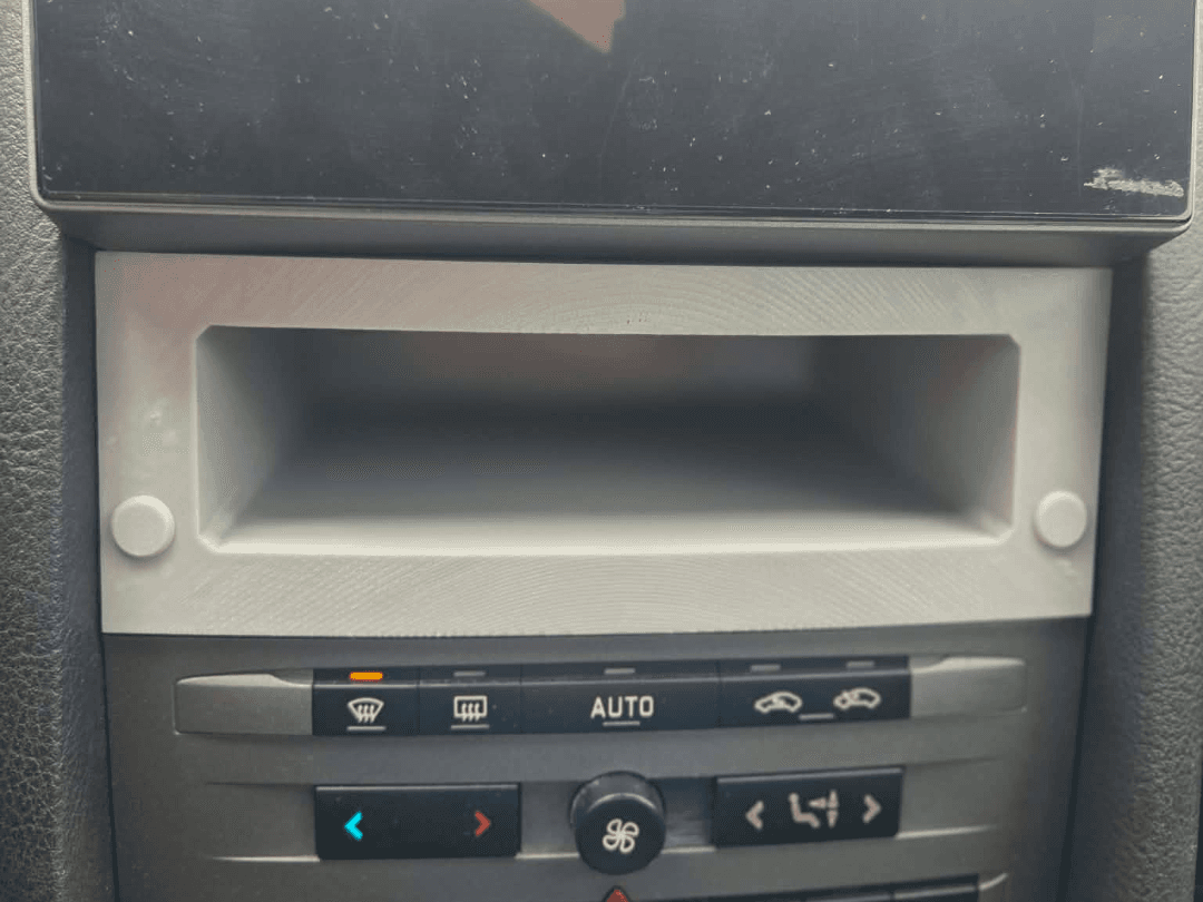 Peugeot 407 Radio Replacement Storage