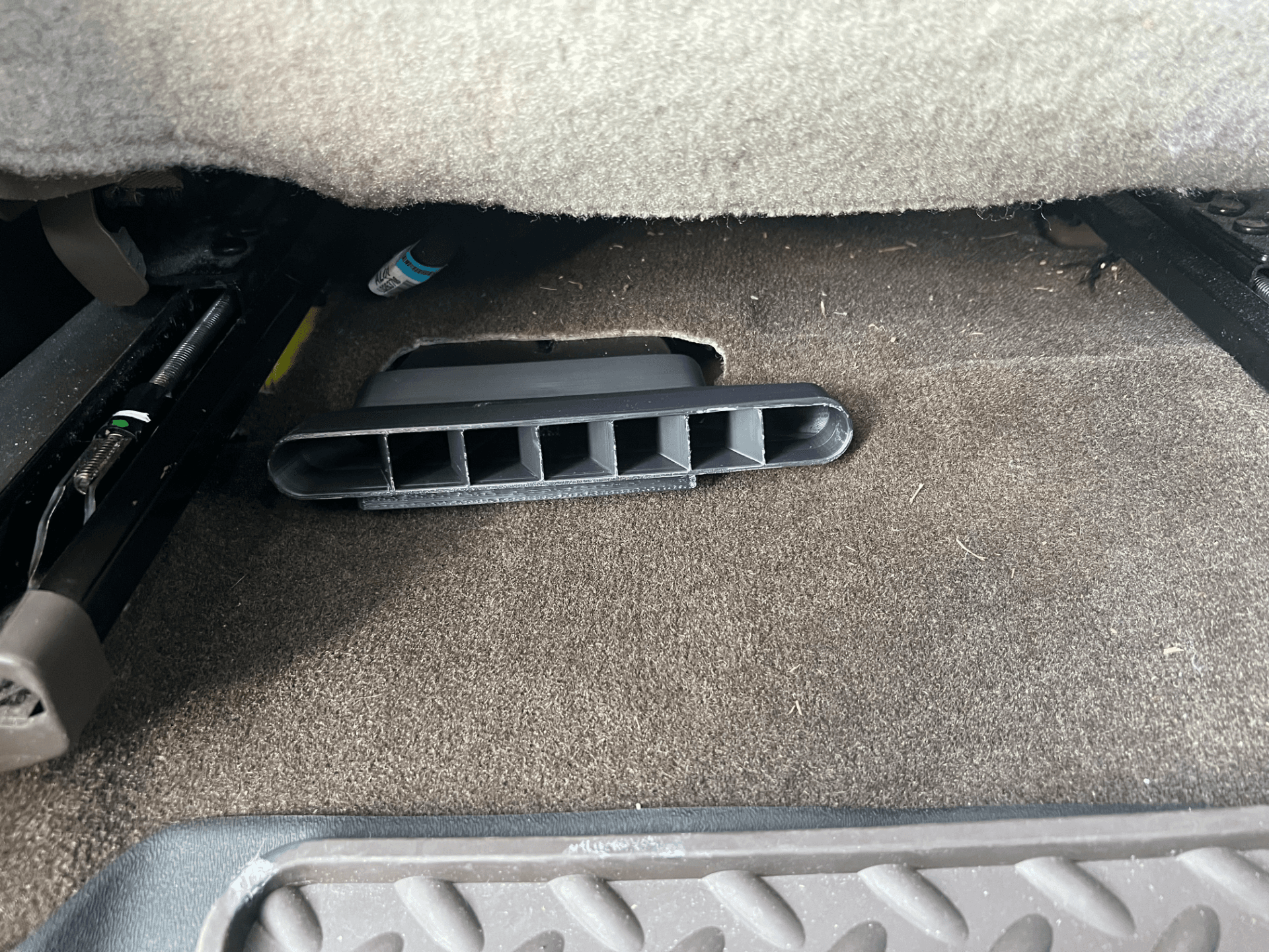 2015 GMC Sierra Rear Vent Adapters