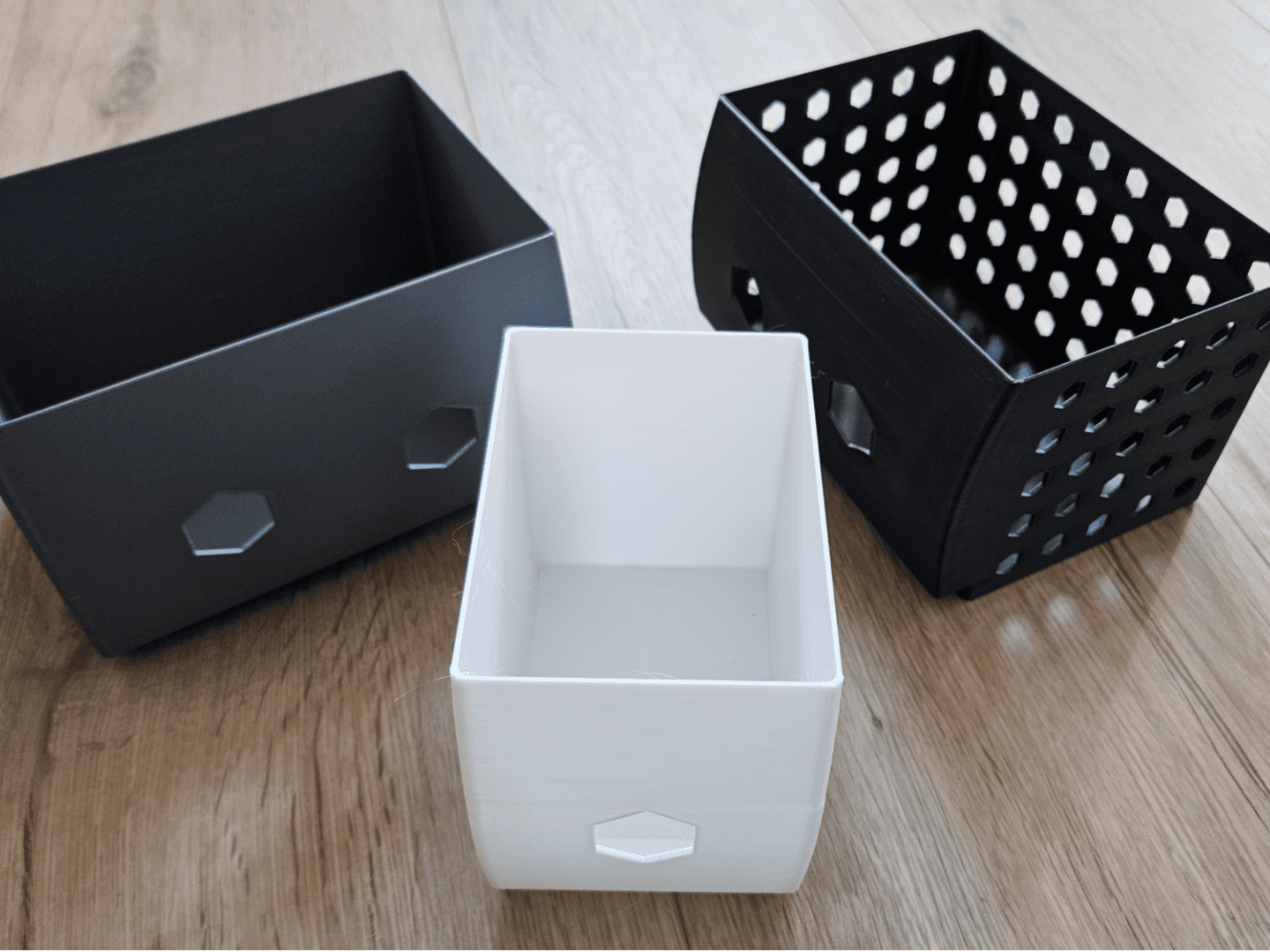 Boxen für Knaus Azur Staufach