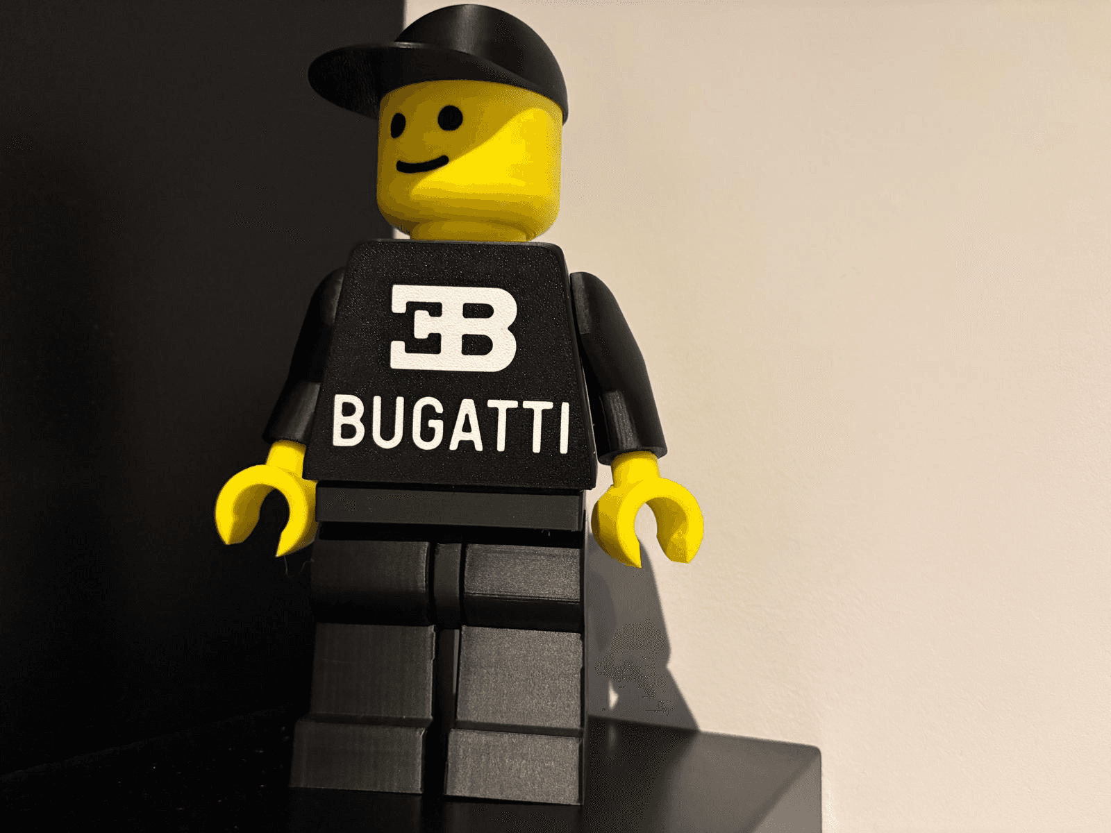 Brickman Bugatti 20cm Figur 500%