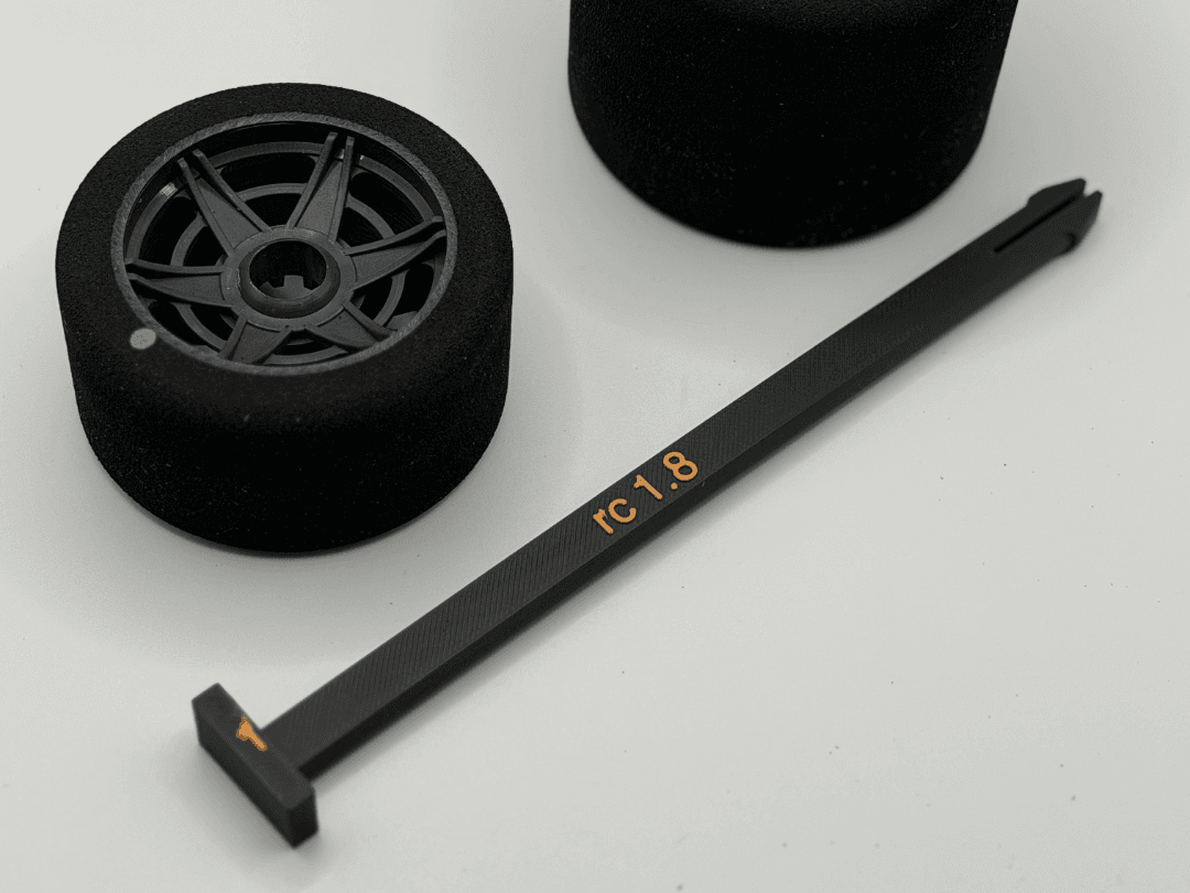 STECCA PER GOMME IN SPUGNA  1/8 RC 