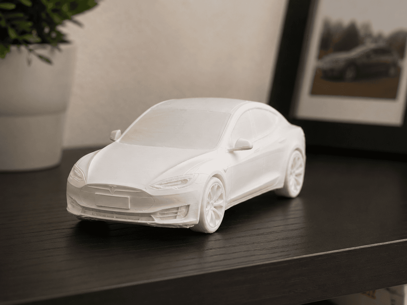 Tesla Model S Plaid - Car Series