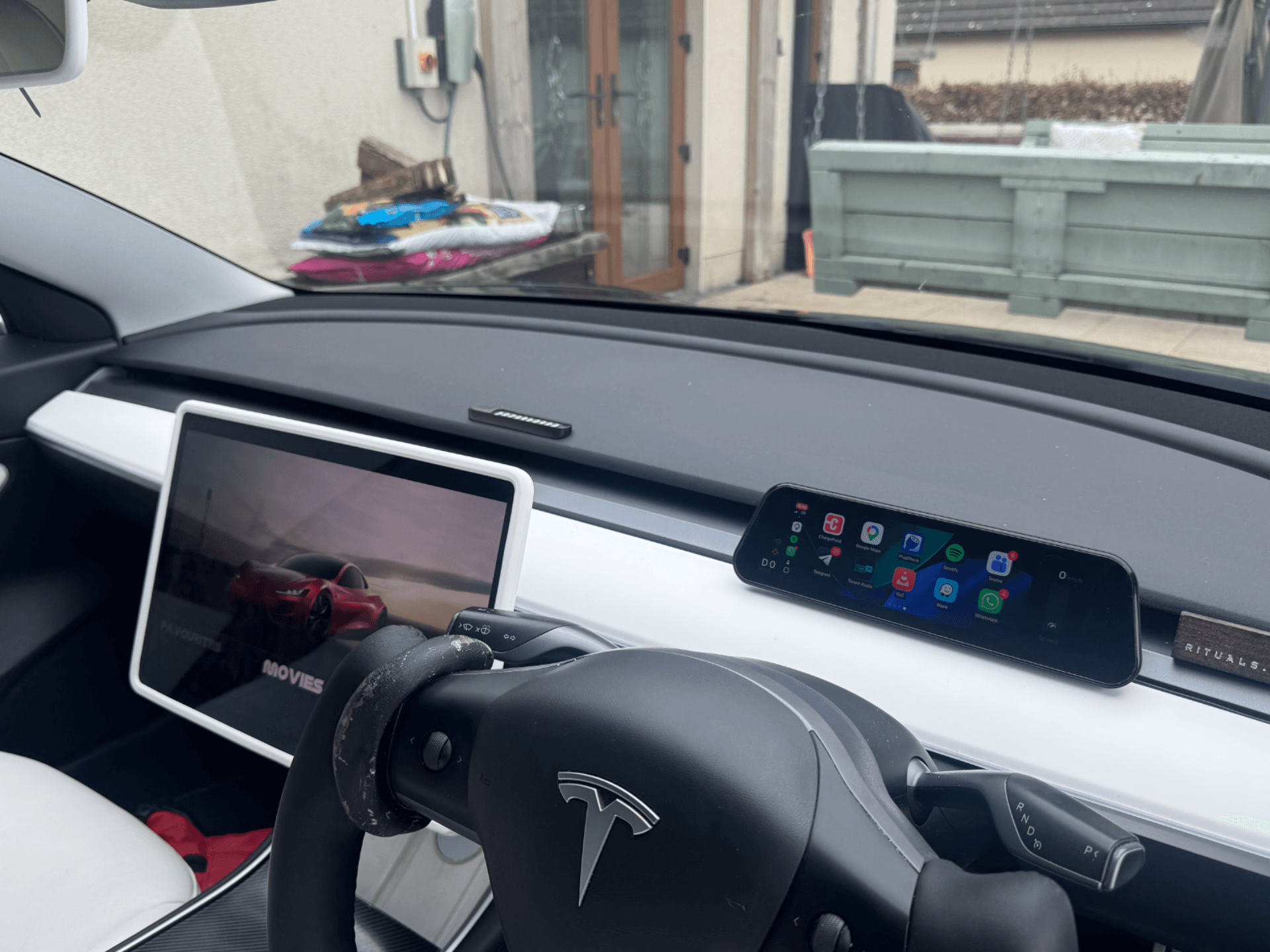 S3xy Dash Holder