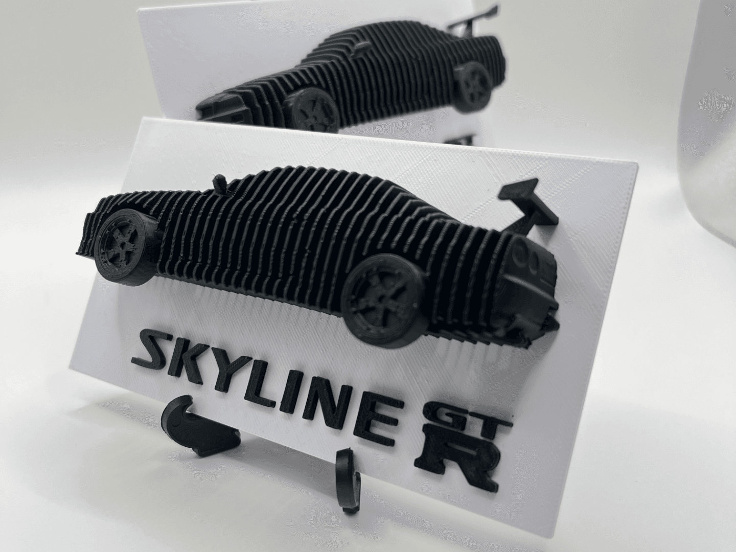 Scultura stratificata SKYLINE R34