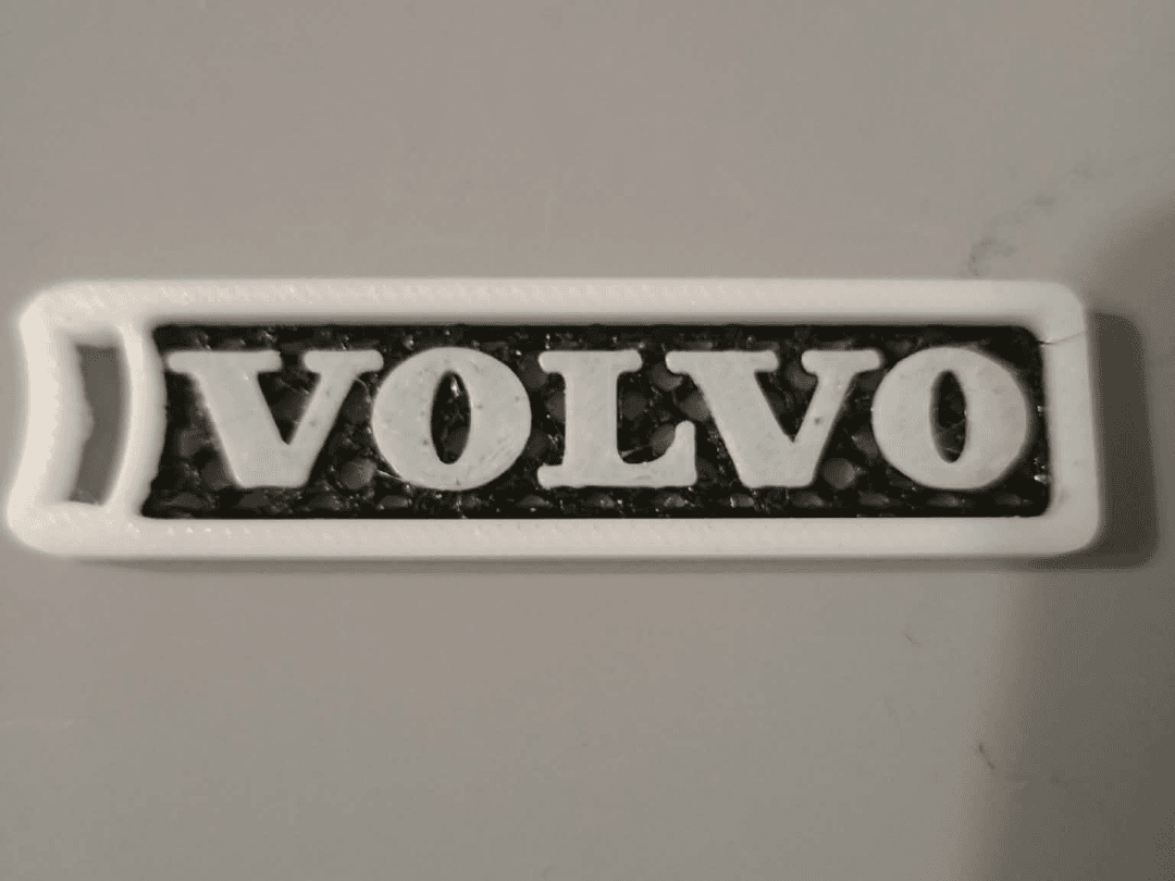 Brelok z logo VOLVO