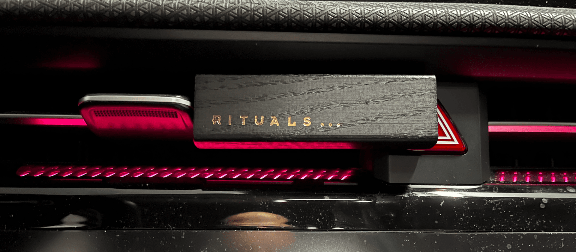 Rituals Car Perfume Freshener Vent Clip - Kia EV6