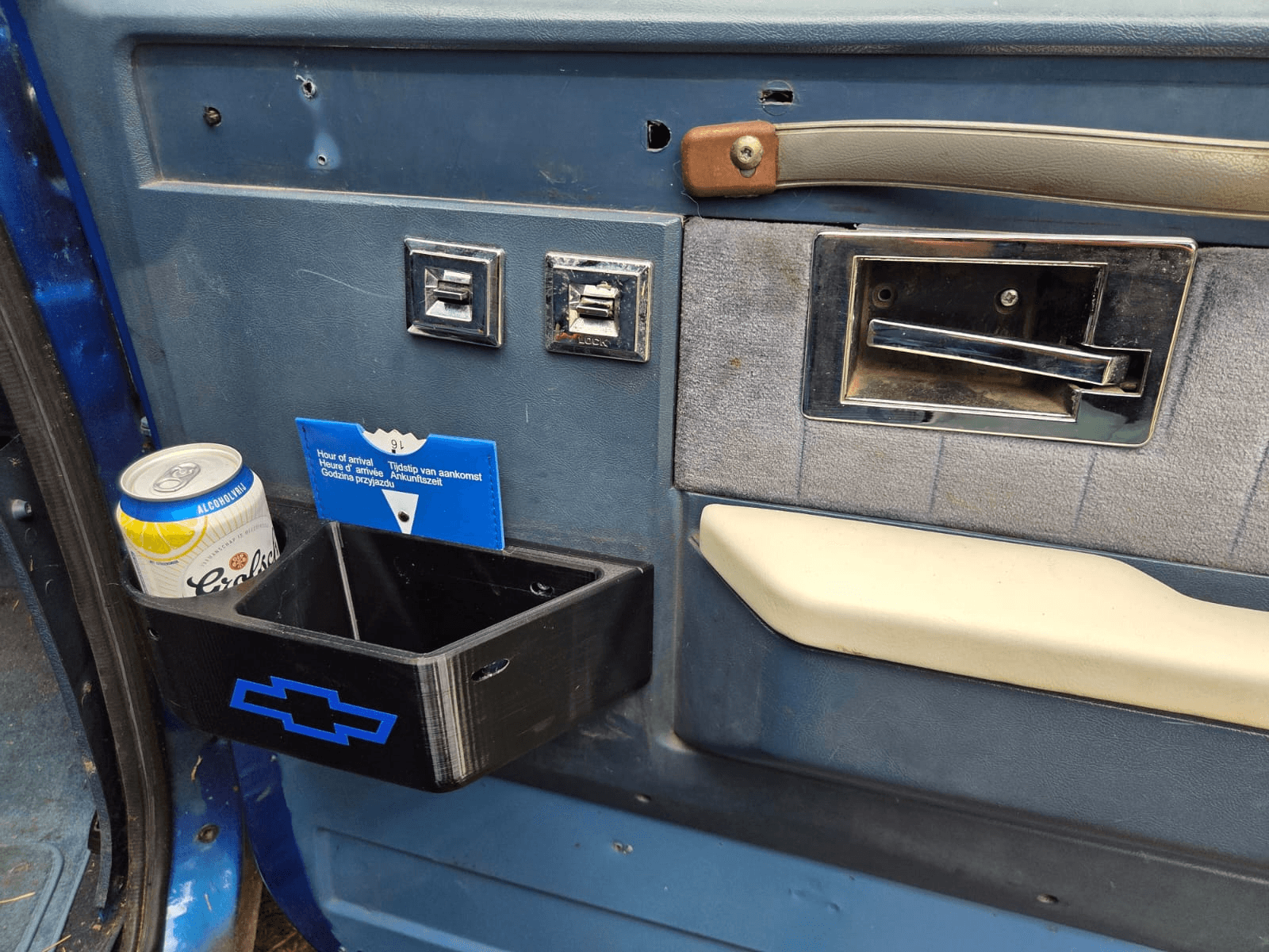 Right door Cup holder CHEVY squarebody