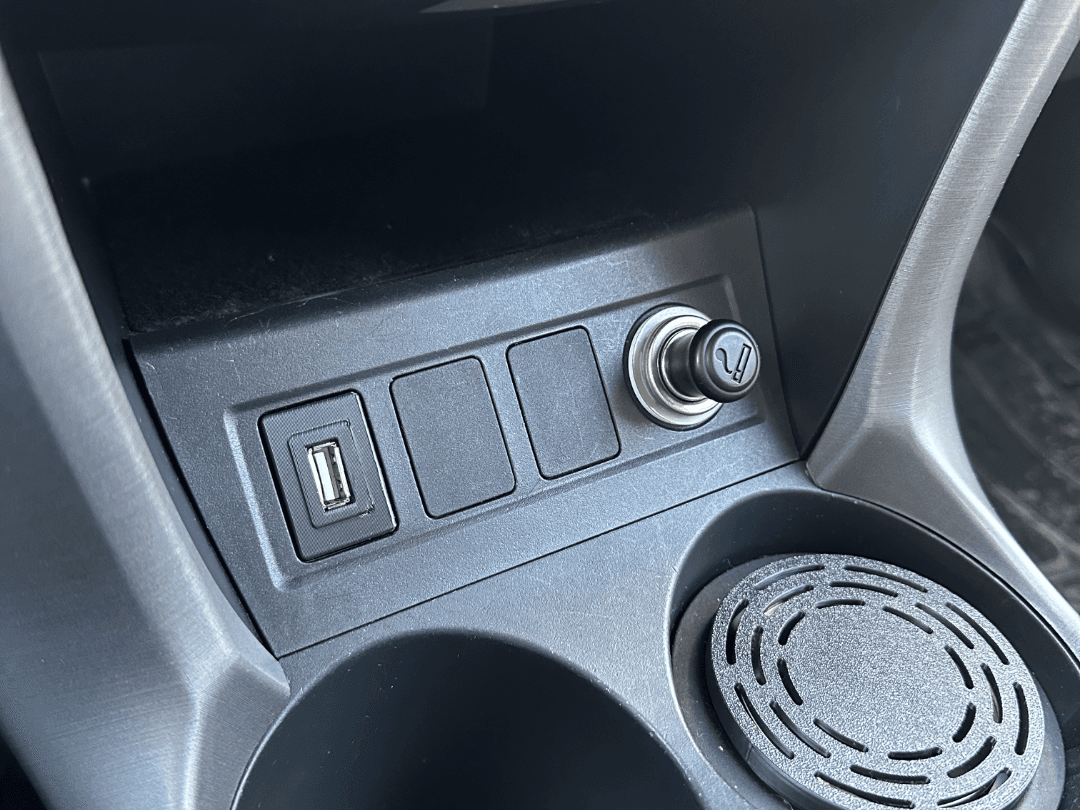 RAV4 USB plug