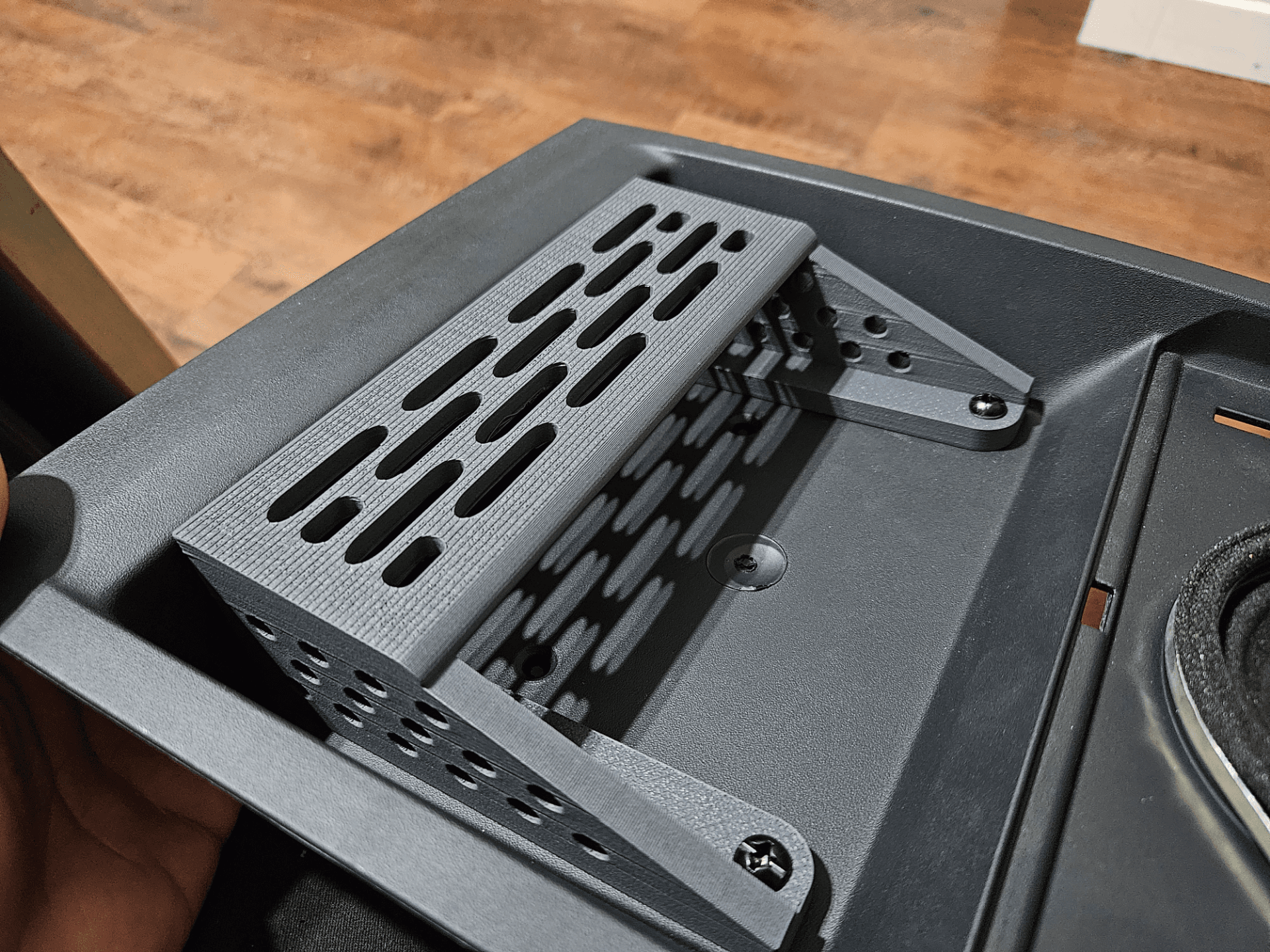V1 - Dash Mount Ford F150 F250 F350 8" Screen