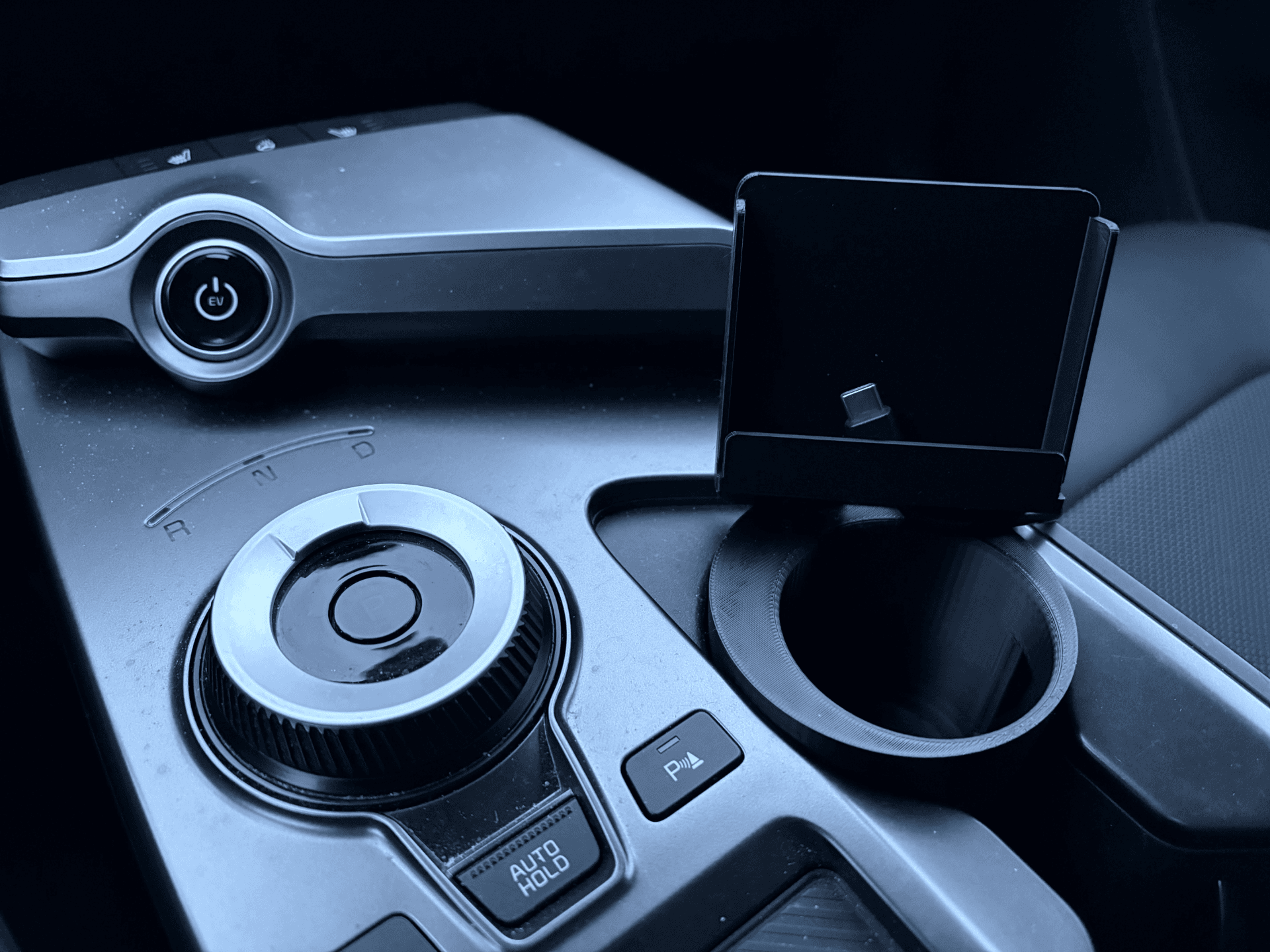 Kia EV6 Phone holder-V2
