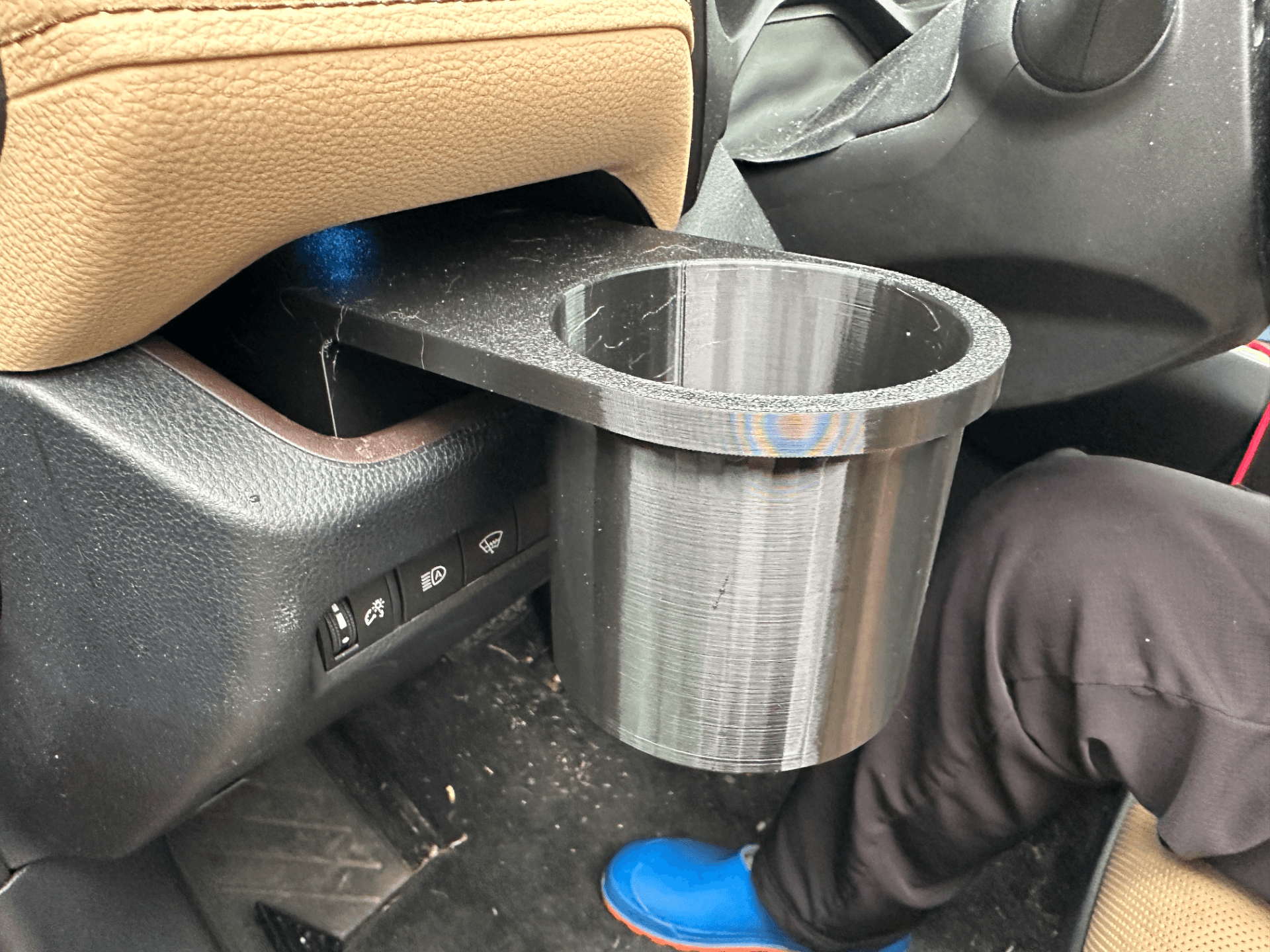 Extra Cupholder for RAV4