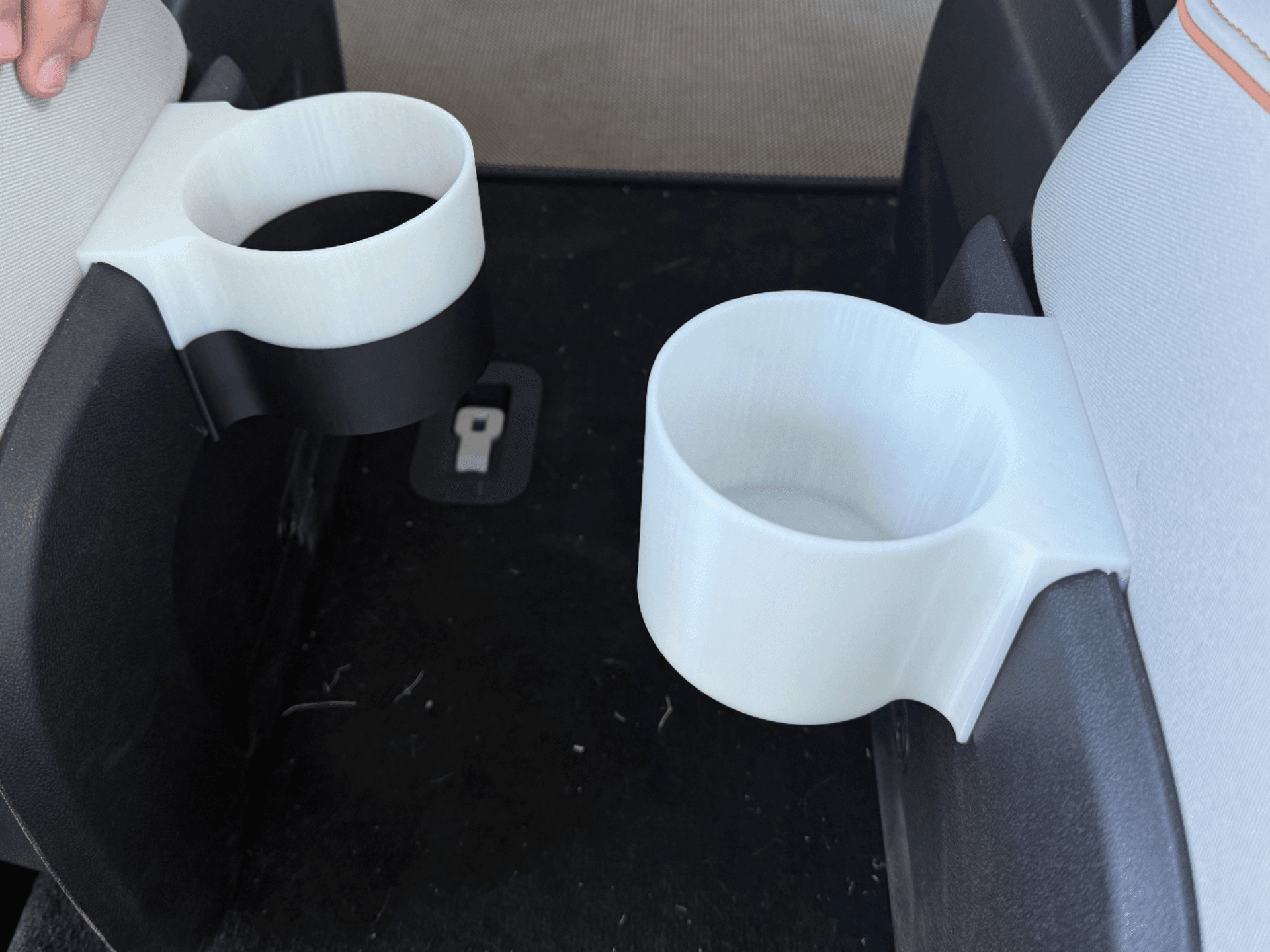 ID. Buzz Captain's Chair Cup Holder