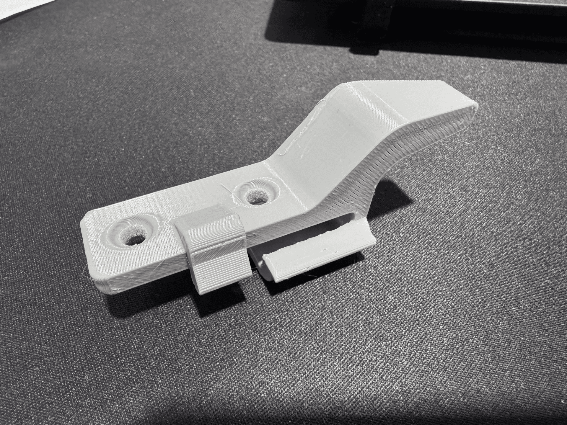Lexus 450H trunk plate holder