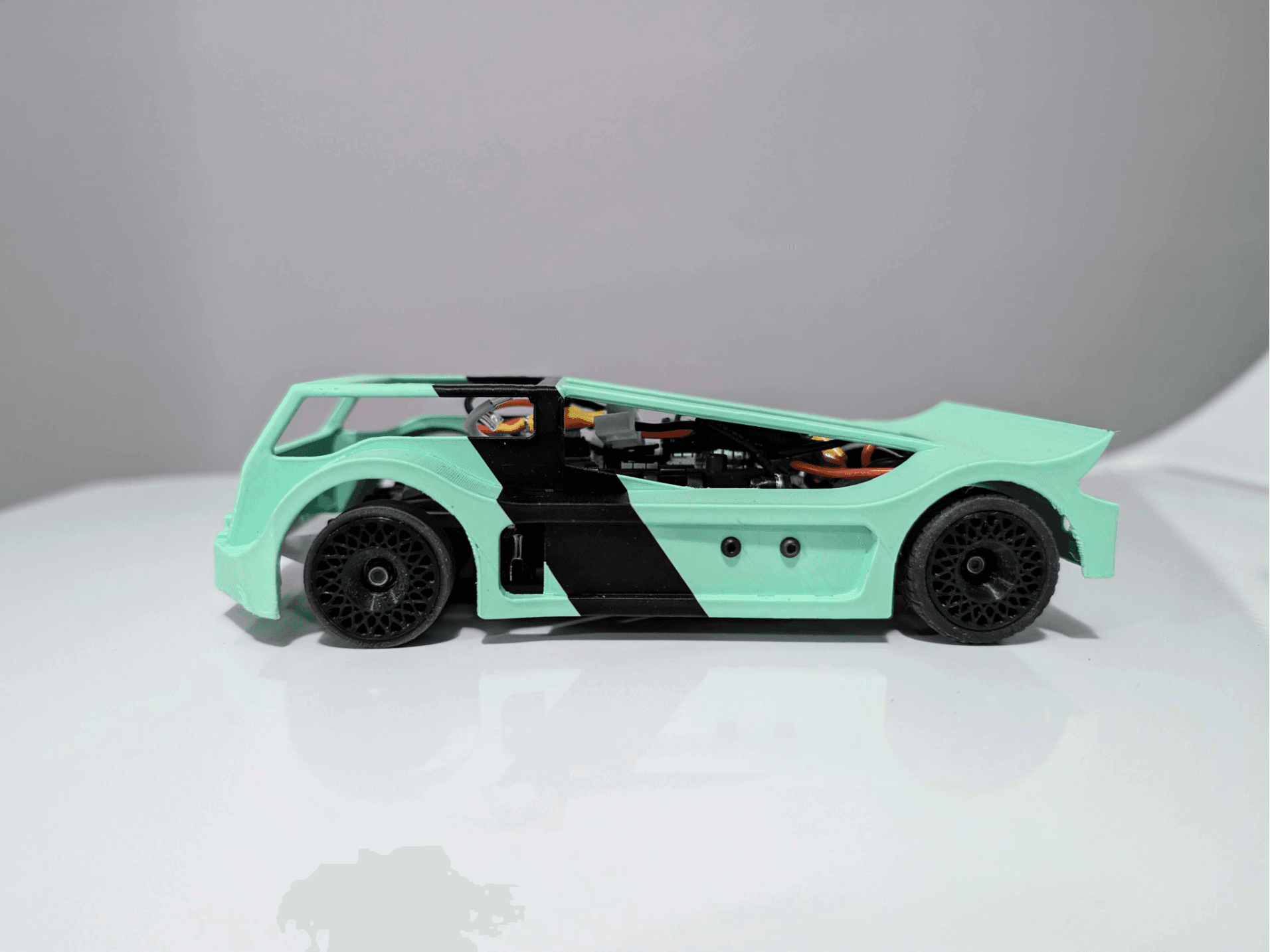 98mm Truck body for Mini Z w/Corvette C8.R Mount