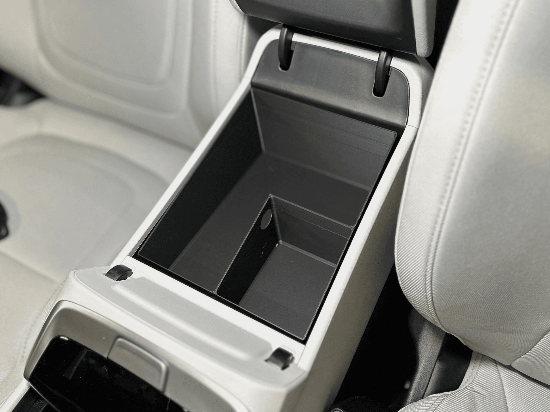 Hyundai 2025 Tucson ICE Console Storage Trays