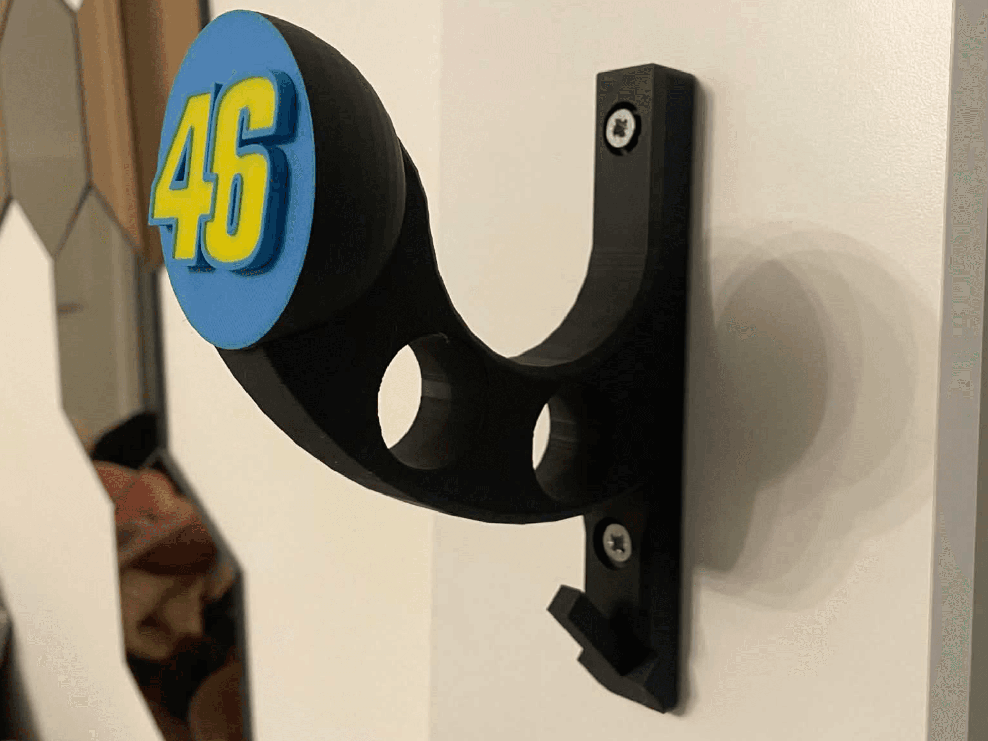 Porta casco, chiavi e giacca VR46