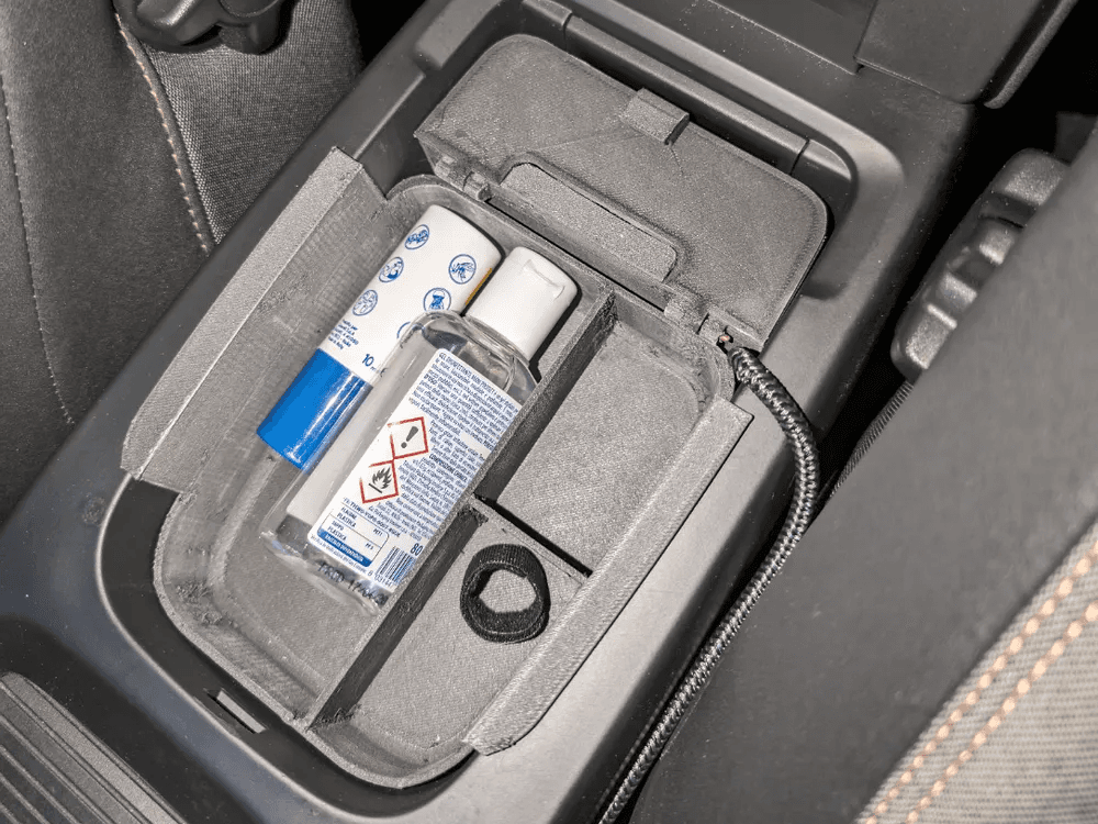 Volvo V40 2013 Under Armrest