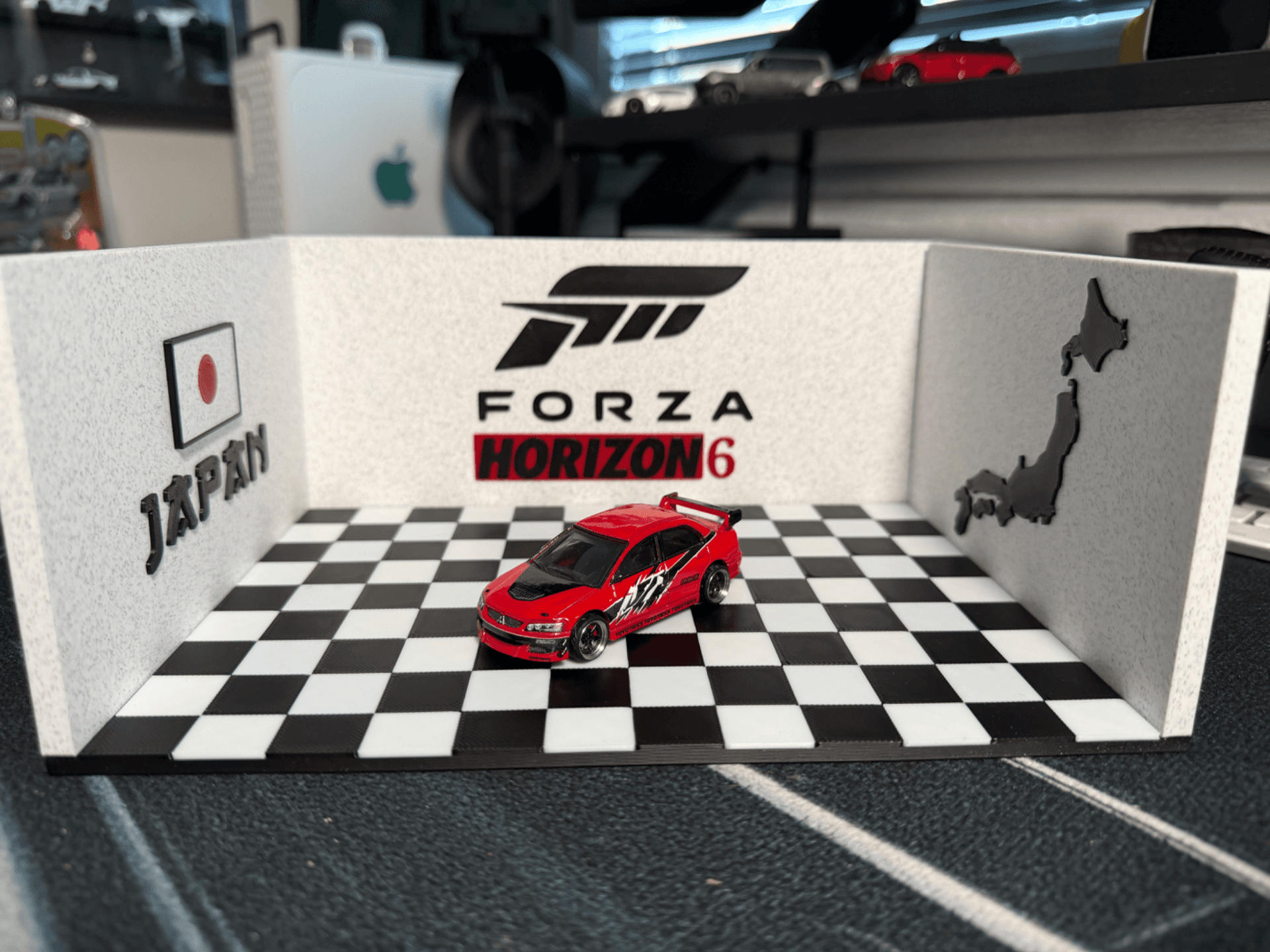 Forza Garage / Diorama for 1:64 scale cars 