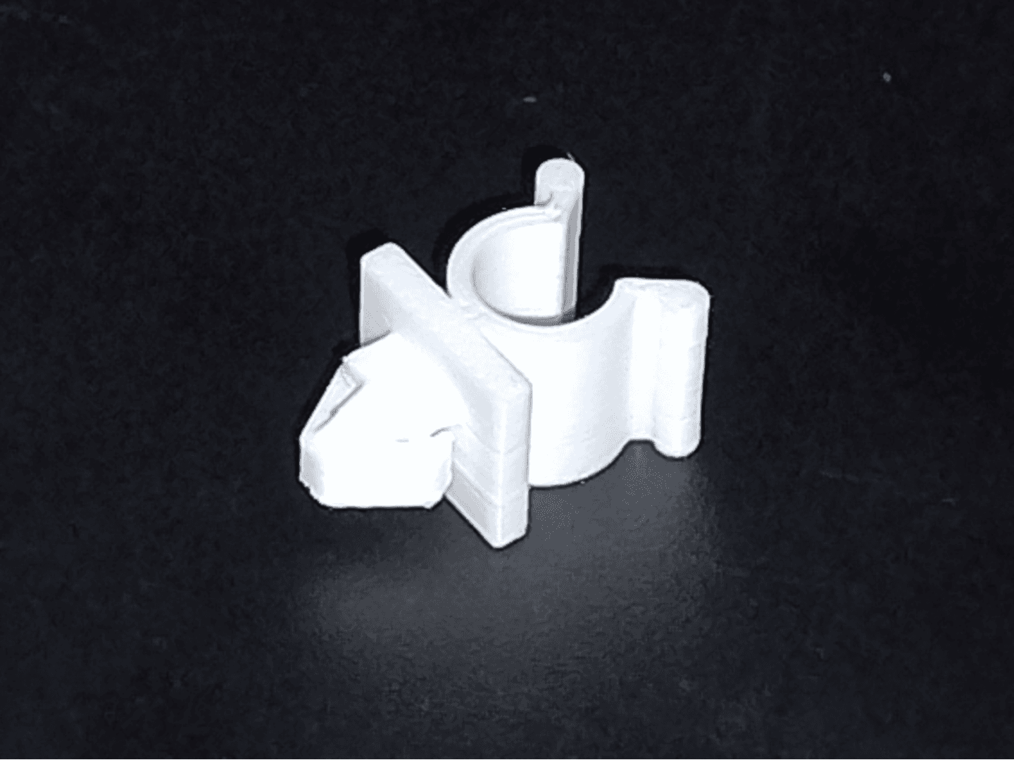 Nissan Hood / Bonnet Support Clip