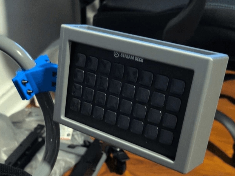 Stream Deck XL Mount Play Seat 