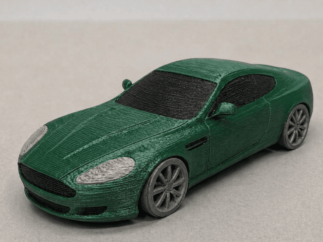 Aston Martin DB9 
