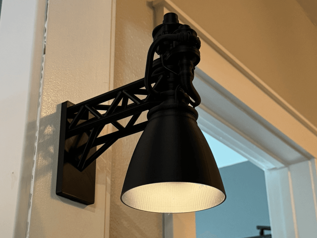 Raptor 3 with Wall Mount