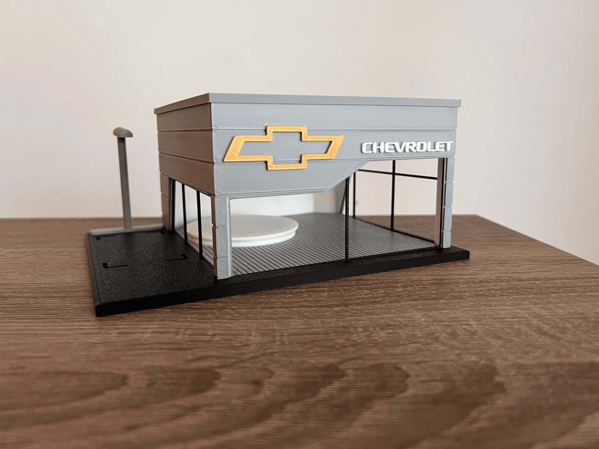 Diorama Showroom Chevrolet - GigaPenguin3DPrinting