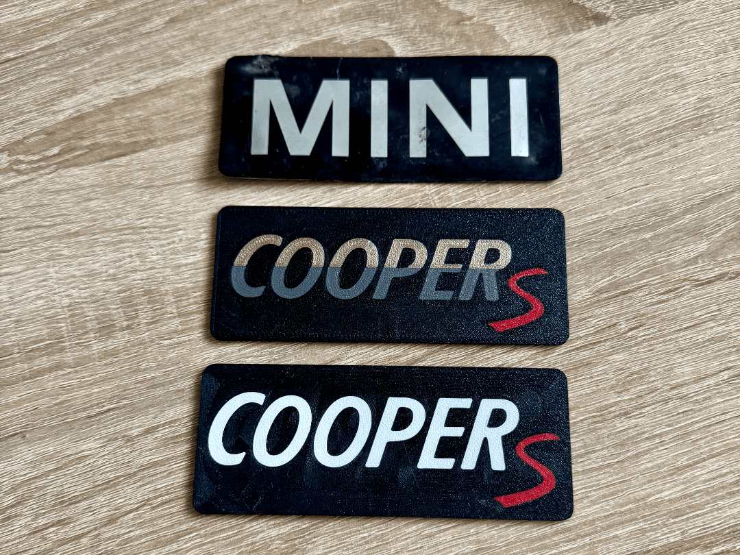 MINI R50/R52/R53 engine cover logo