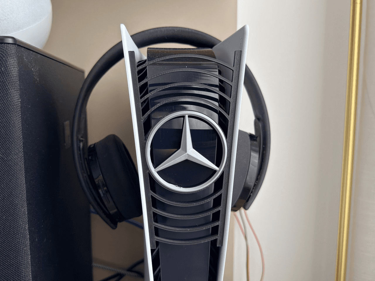 PS5 Faceplate – Mercedes-Style (Standard PS5)