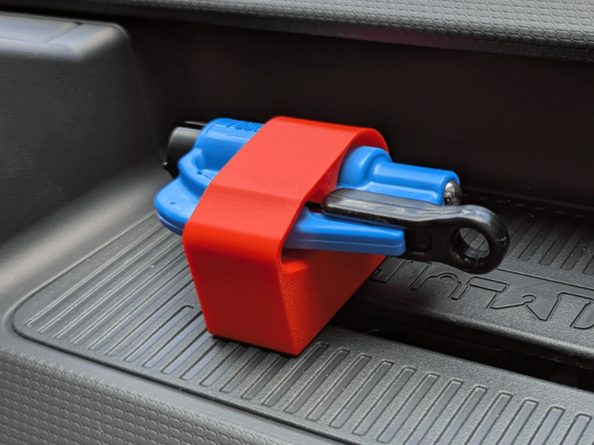 Resqme AddGear Holder - Compatible with Kia PV5