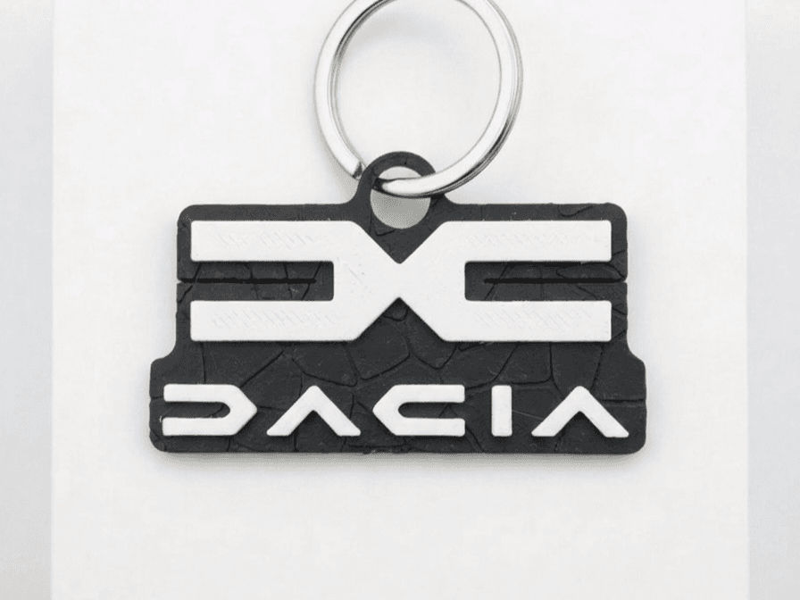Dacia Logo Keychain - Turtle Shell Pattern