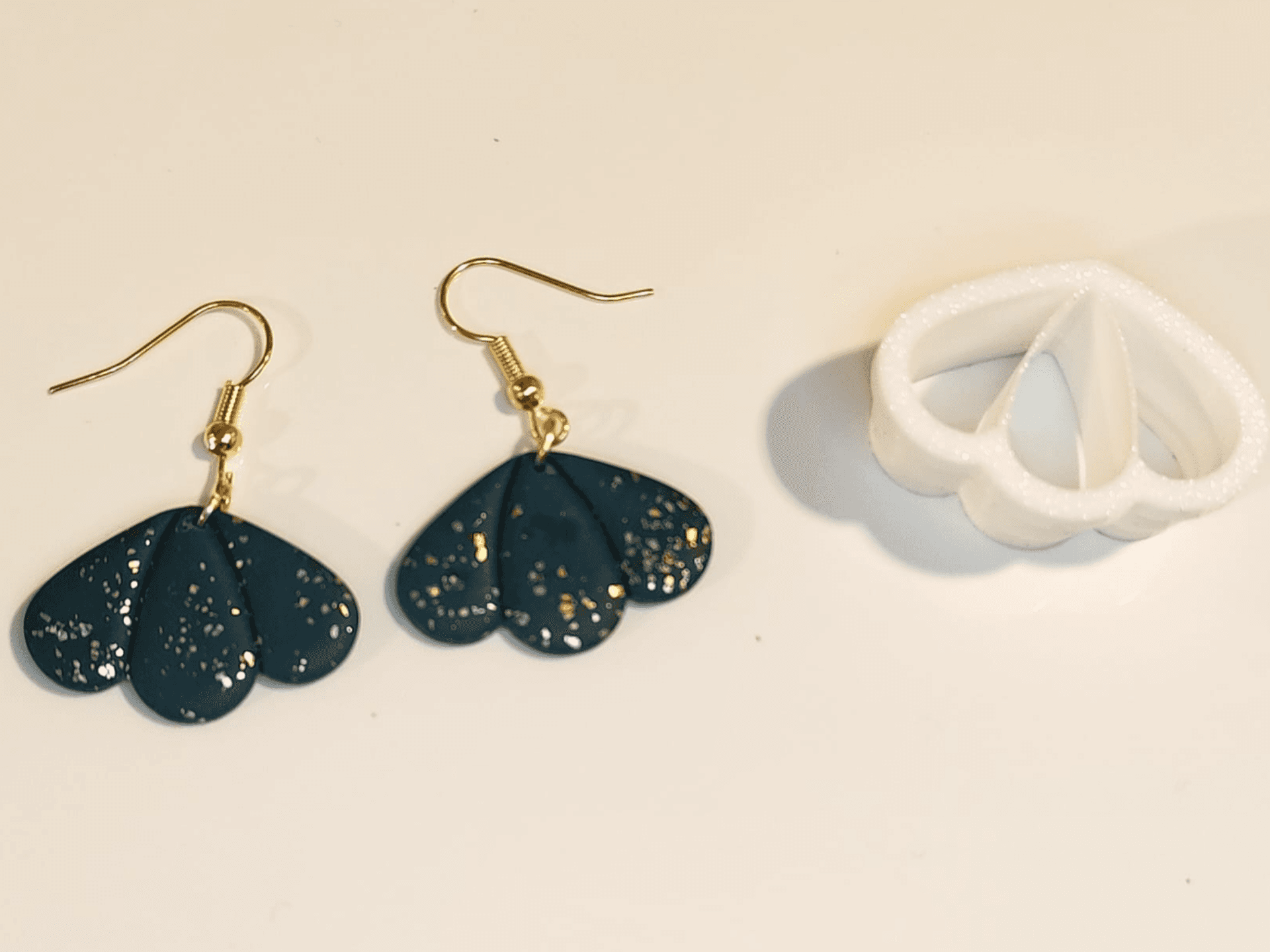 Lotus - drops earrings clay cutter