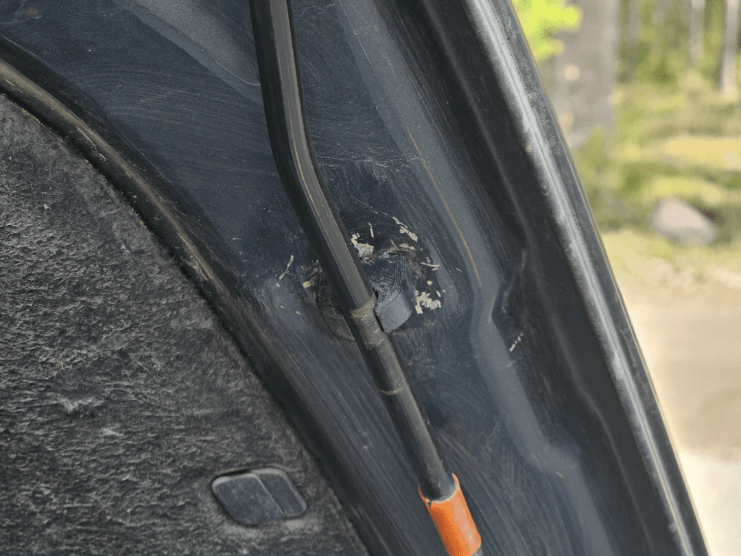 Hood Prop Clip for Skoda Octavia mk2